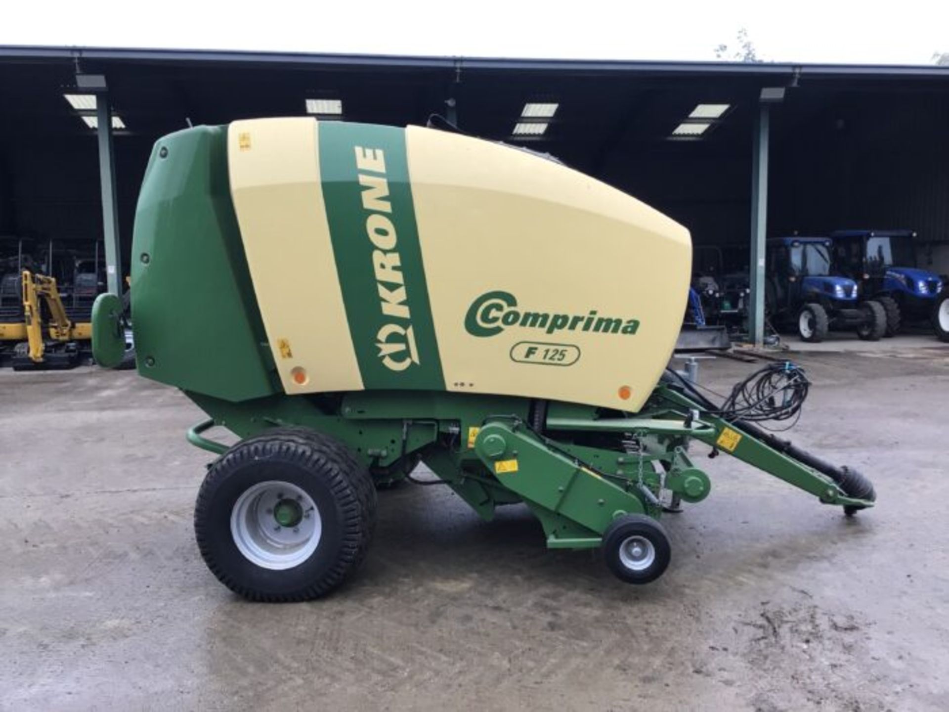 KRONE COMPRIMA F125 ROUND BALER - Image 7 of 8