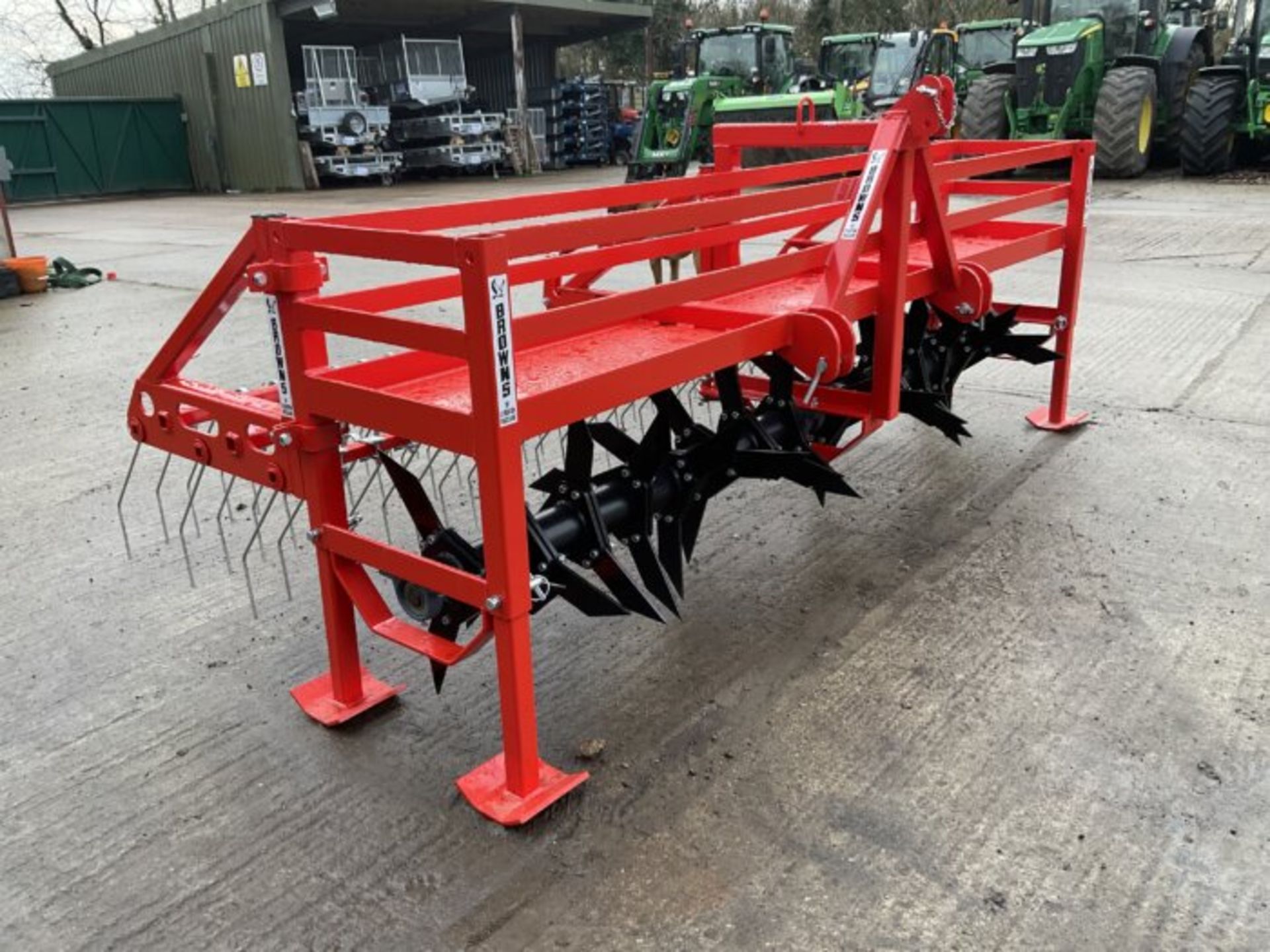 BROWNS 3M SLITMASTER WITH BROWNS SLITMASTER GRASS HARROW