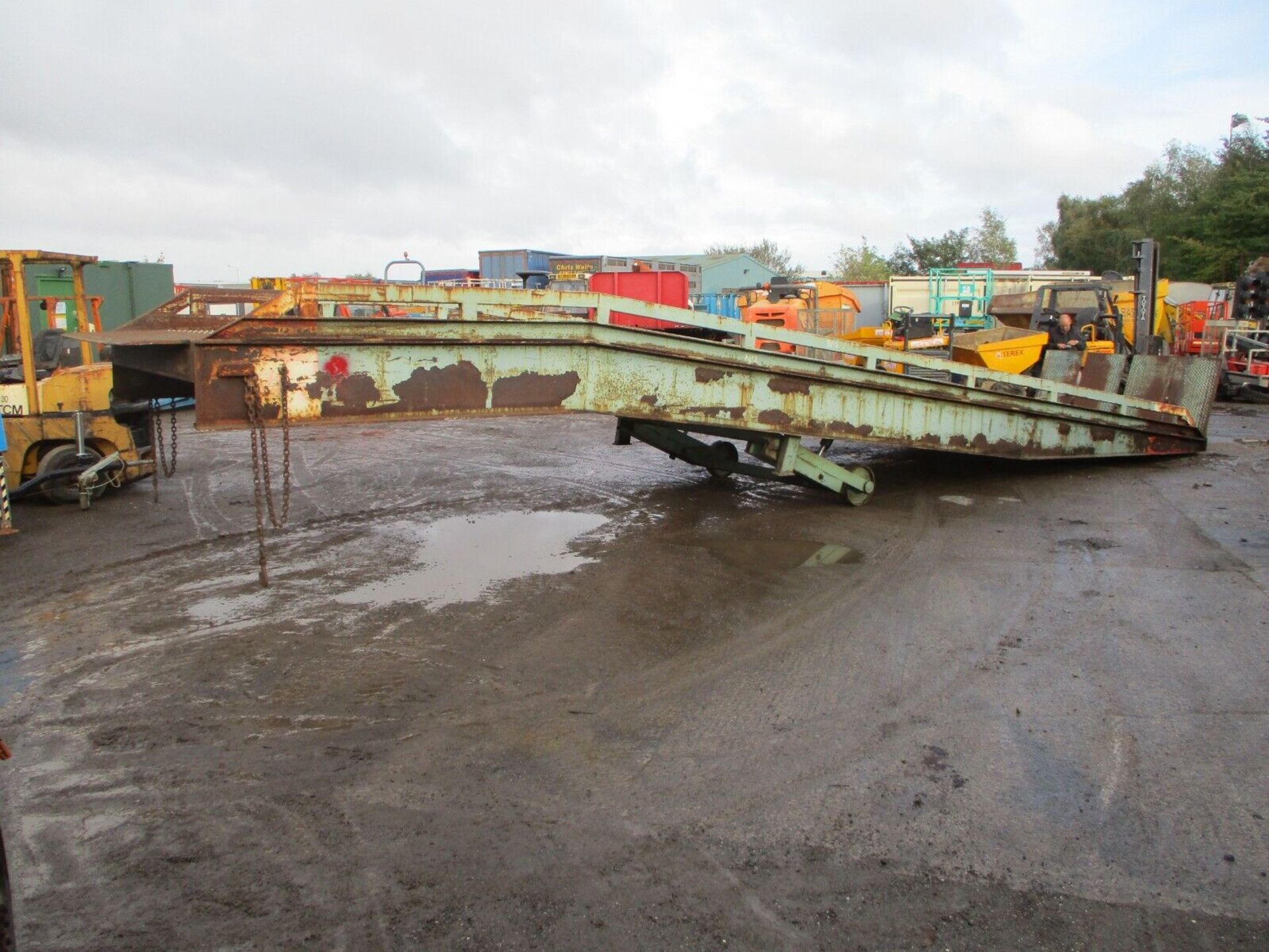 THORWORLD CONTAINER LOADING RAMP 10 TON CAPACITY - Image 2 of 10