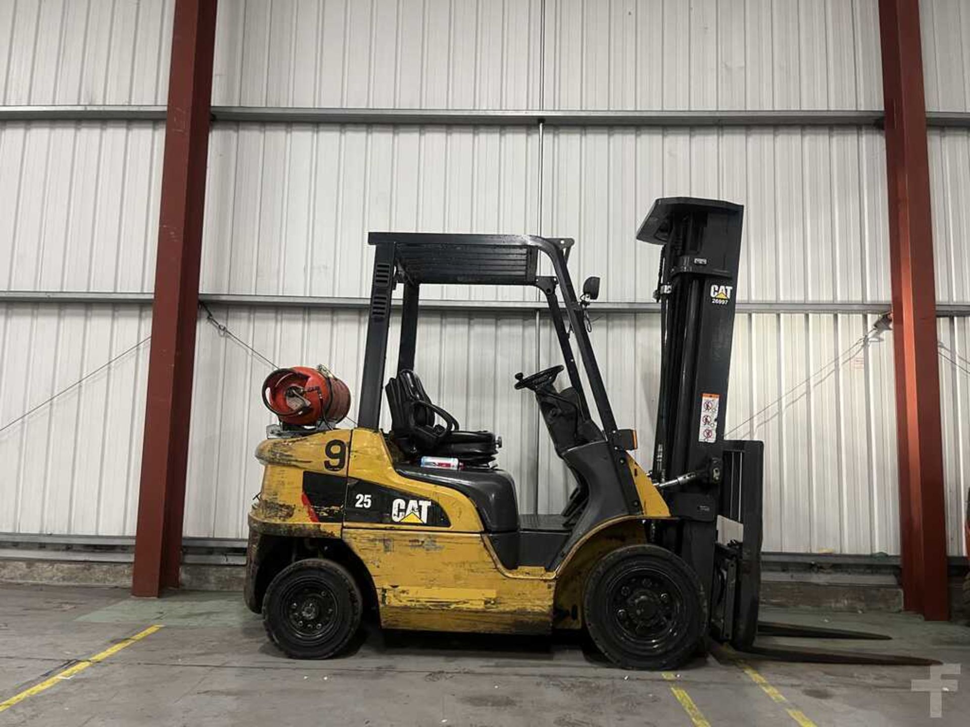 2015 LPG FORKLIFTS CAT LIFT TRUCKS GP25NT - Image 5 of 6