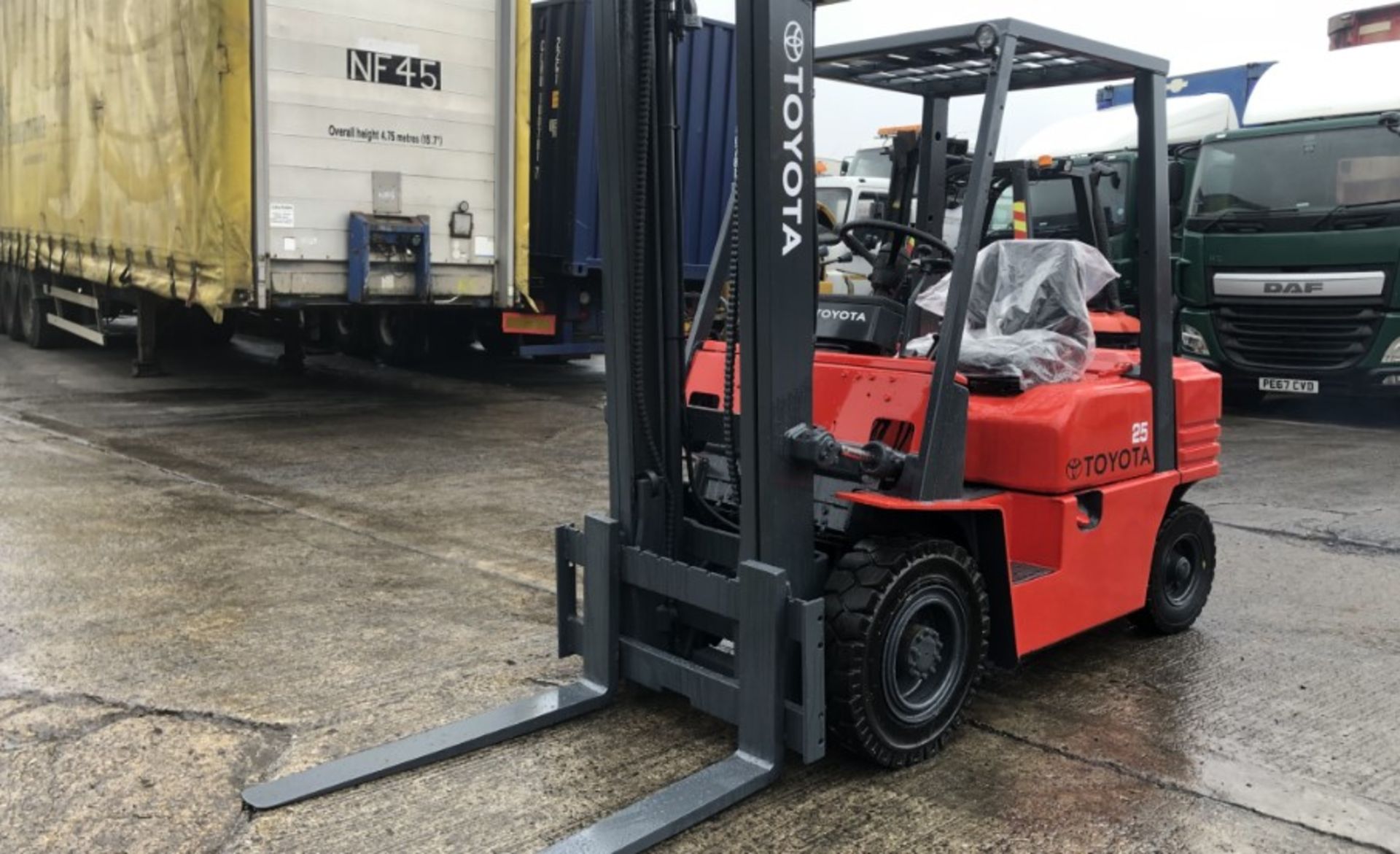 TOYOTA FD 25, 2.5 TON DIESEL FORKLIFT