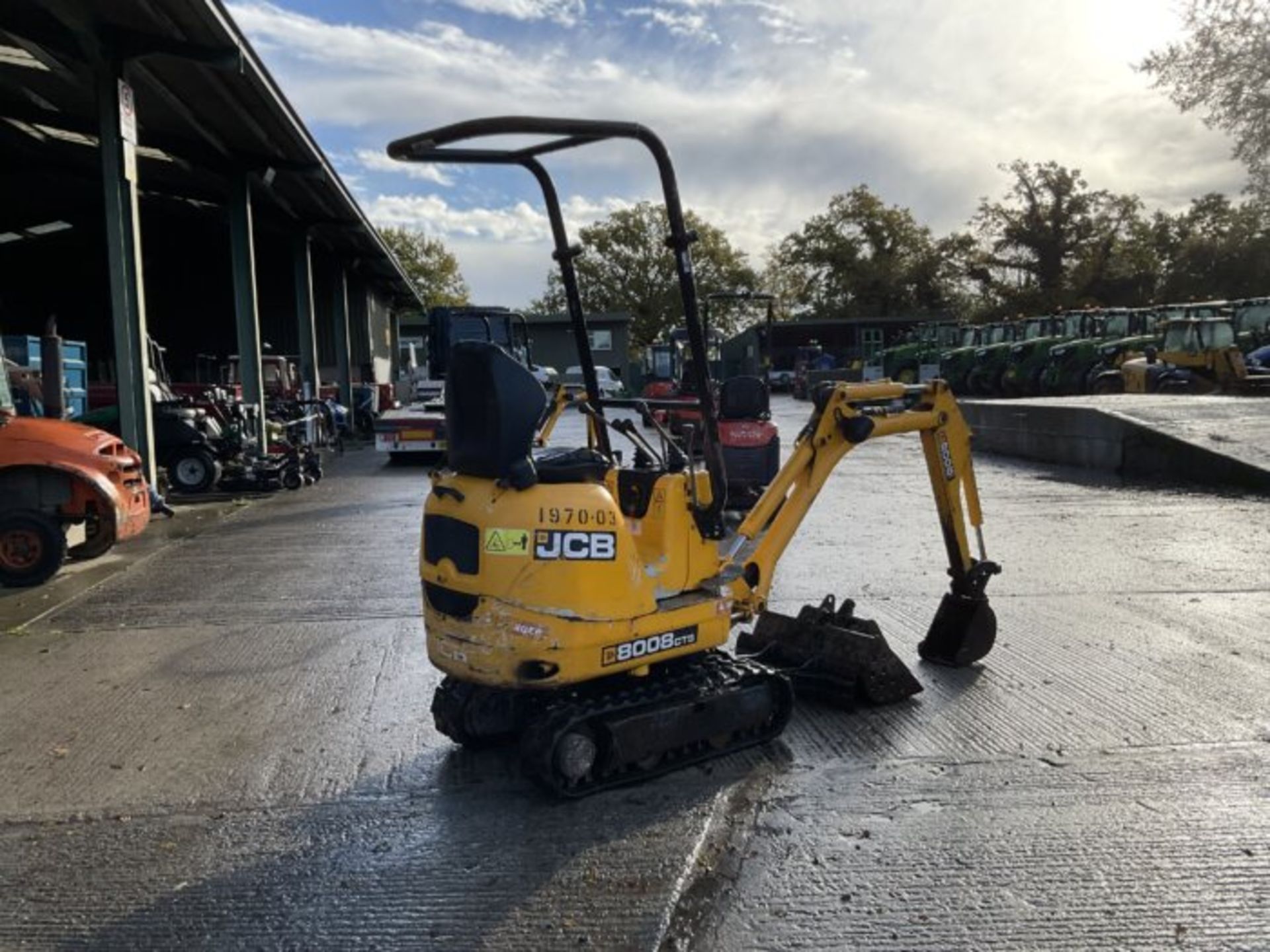 YEAR 2012 JCB 8008 CTS. RUBBER/EXPANDING TRACKS - Image 6 of 9