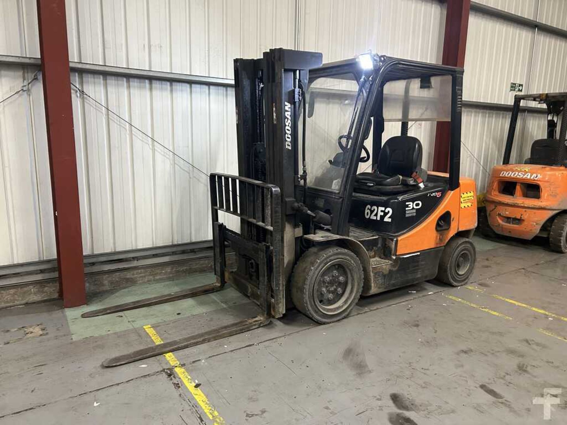 DIESEL FORKLIFTS DOOSAN D30S-5 - Image 2 of 6