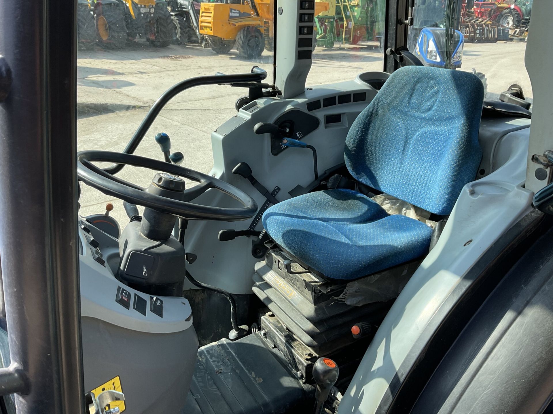 YEAR 2018 NEW HOLLAND T4.100 N - Image 9 of 11