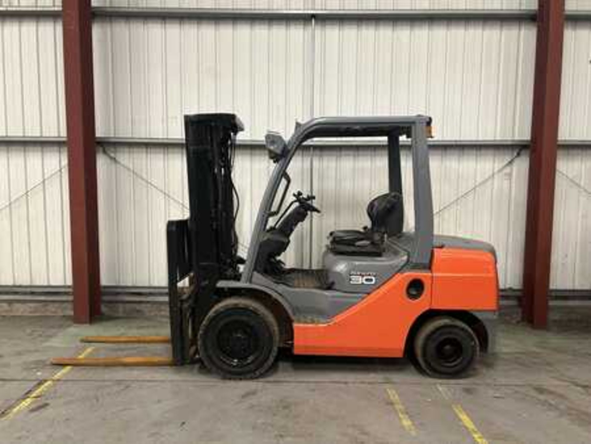 DIESEL FORKLIFTS TOYOTA 02-8FDF30 - Image 2 of 7