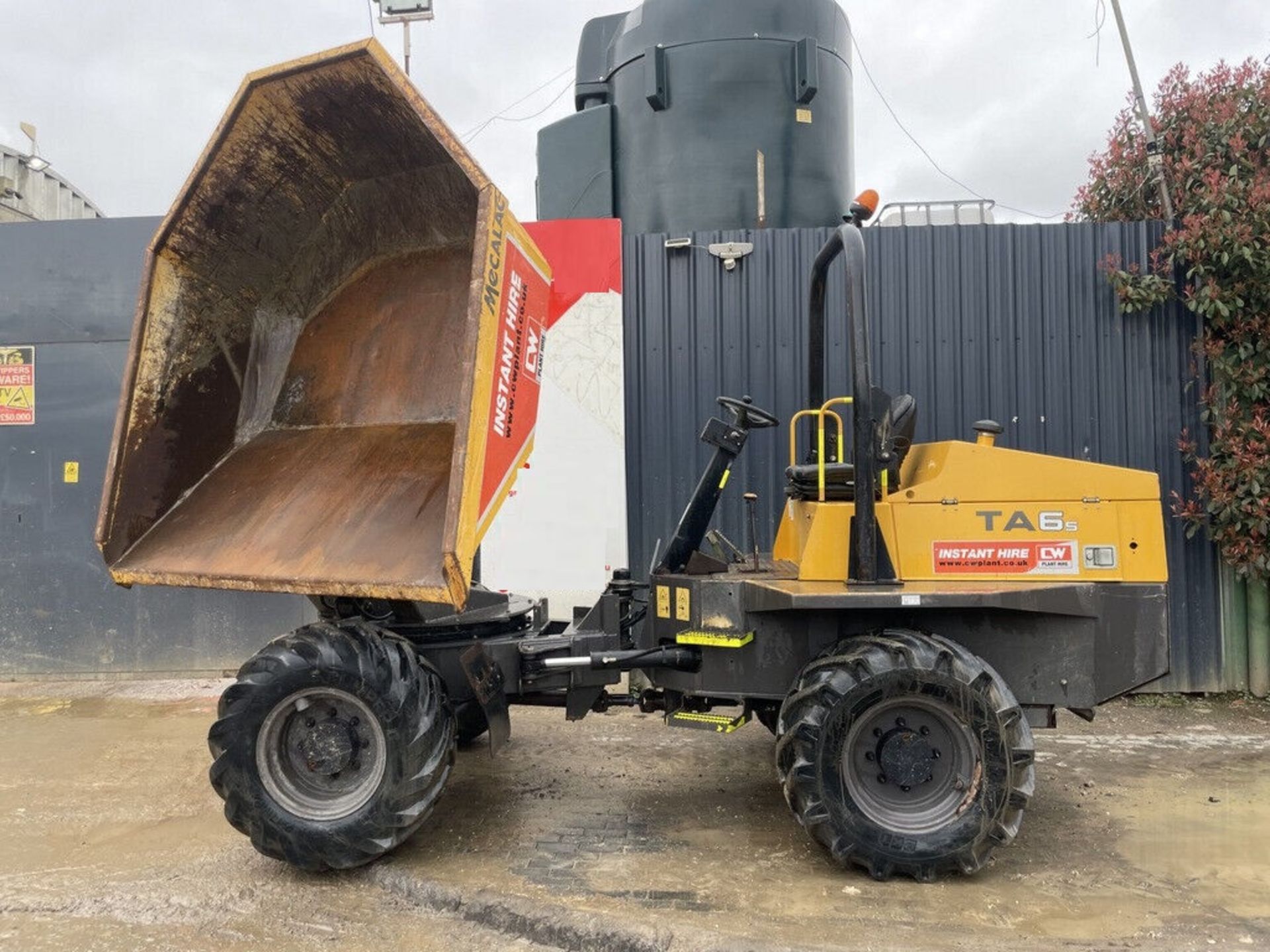 2018 JCB 4X4 SWIVEL: TURBO DIESEL POWERHOUSE - Image 4 of 11