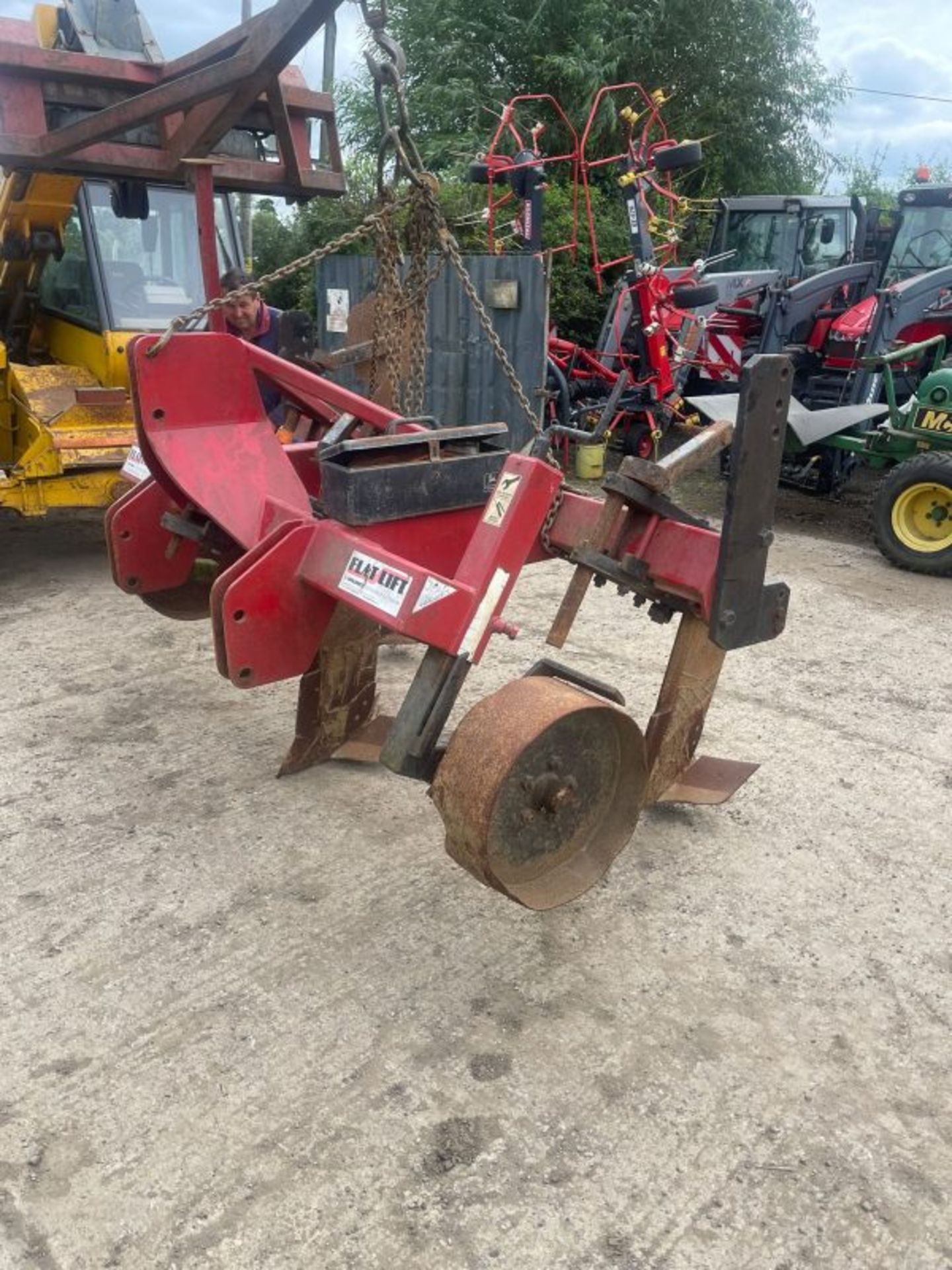 SPALDING FLAT LIFT W/ FRONT GRASS DISC CULTIVATOR - Bild 4 aus 6