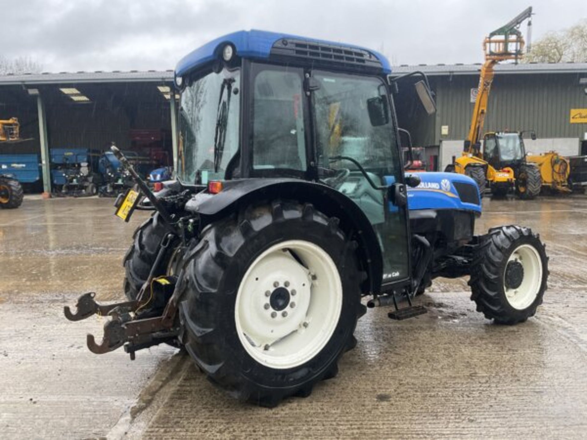 NEW HOLLAND T4.85F 5268 HOURS. - Image 6 of 10