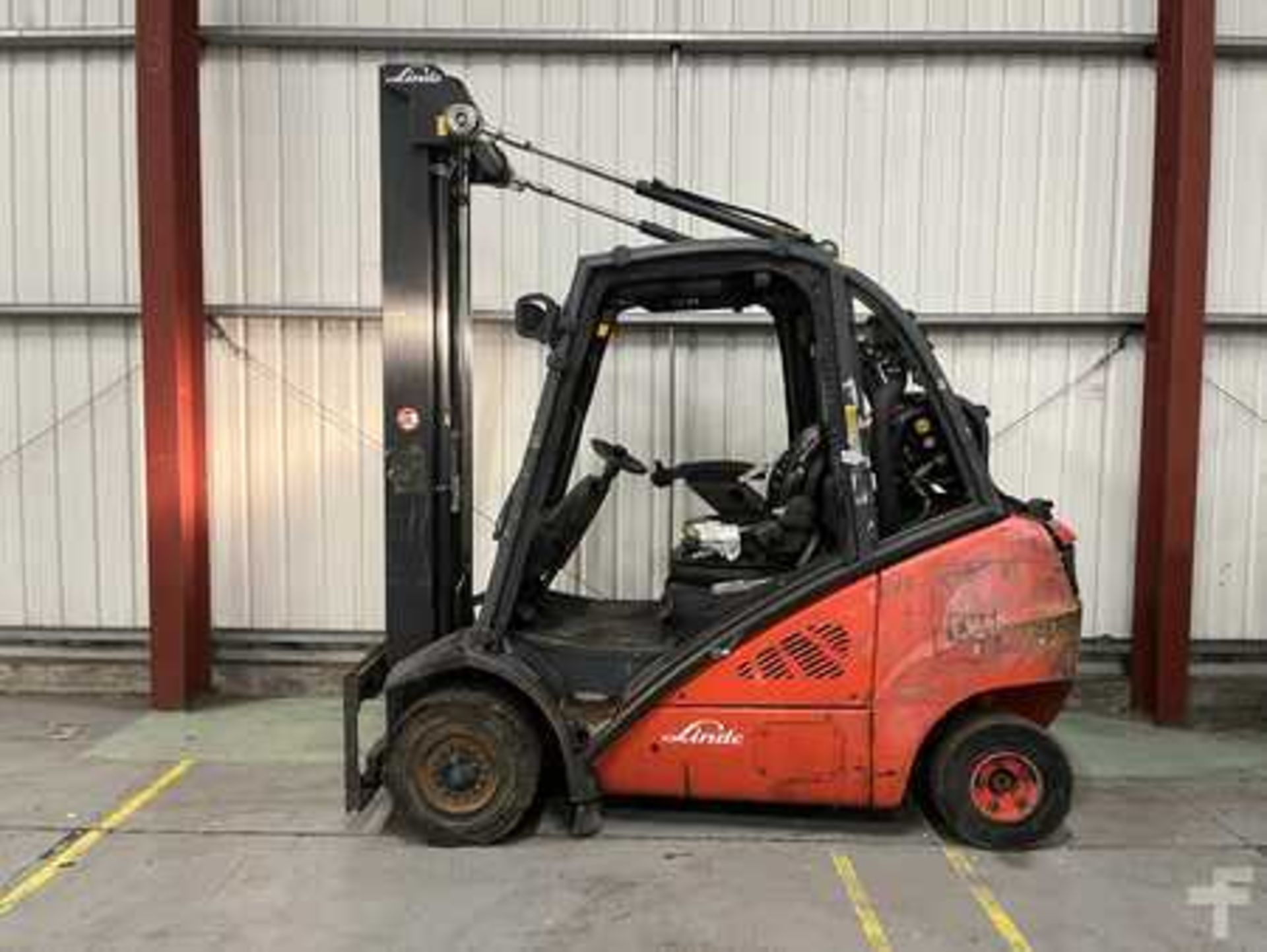 LPG FORKLIFTS LINDE H30T