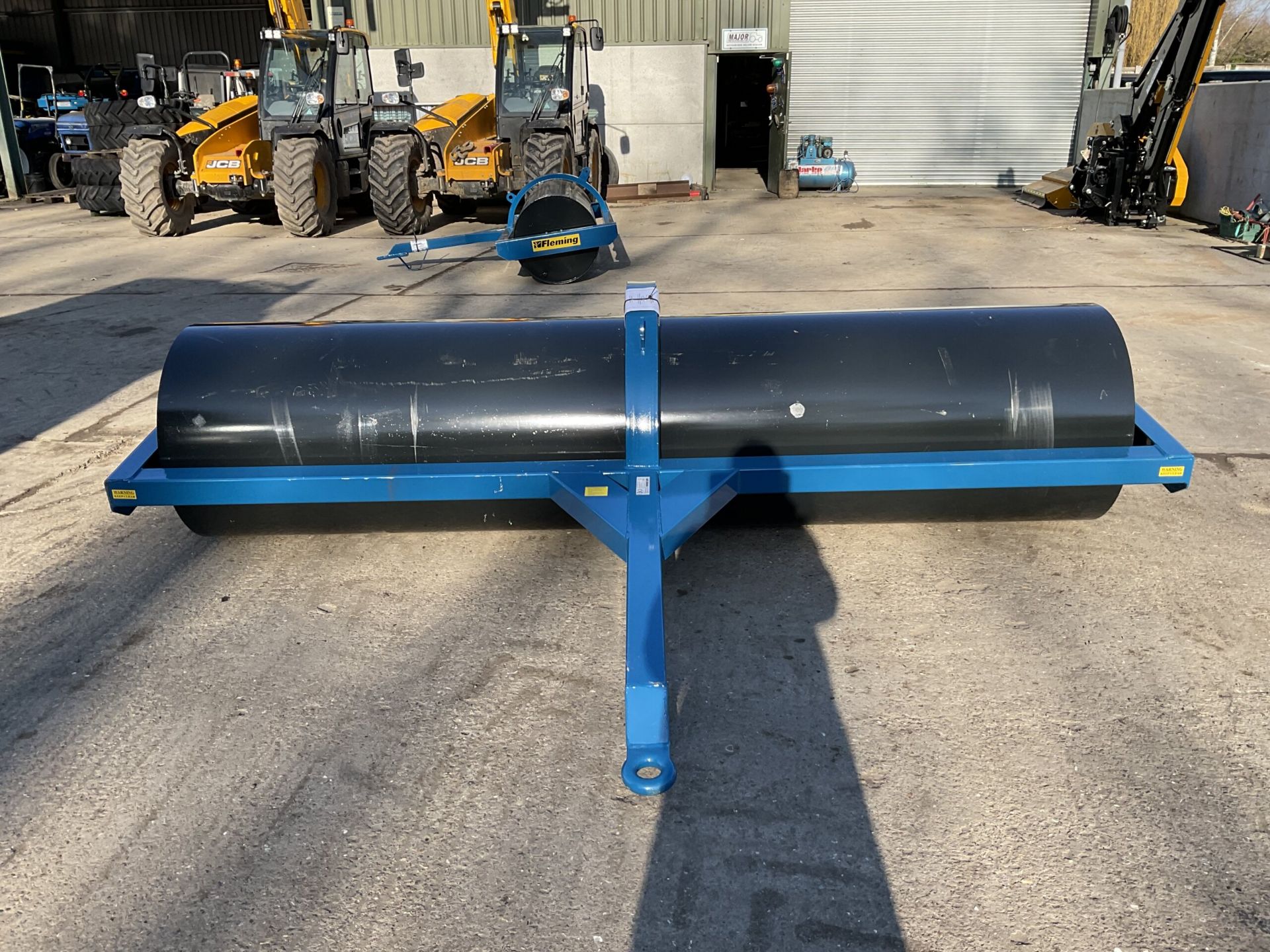 NEW FLEMING 10 X 30 X 10 ROLLER WITH SCRAPER. - Image 6 of 8