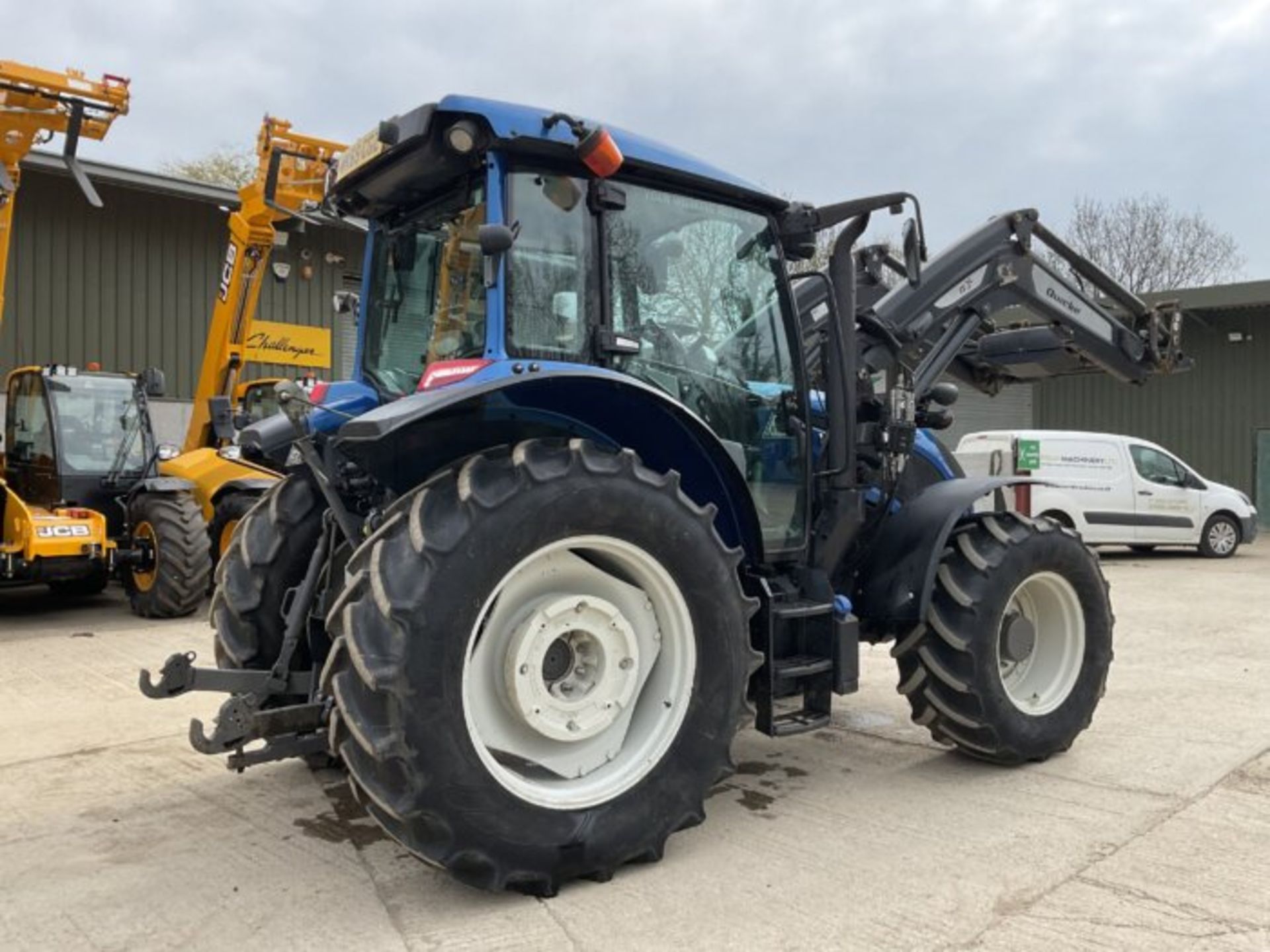 VALTRA A104 HI-TECH 2689 HOURS. - Bild 8 aus 12