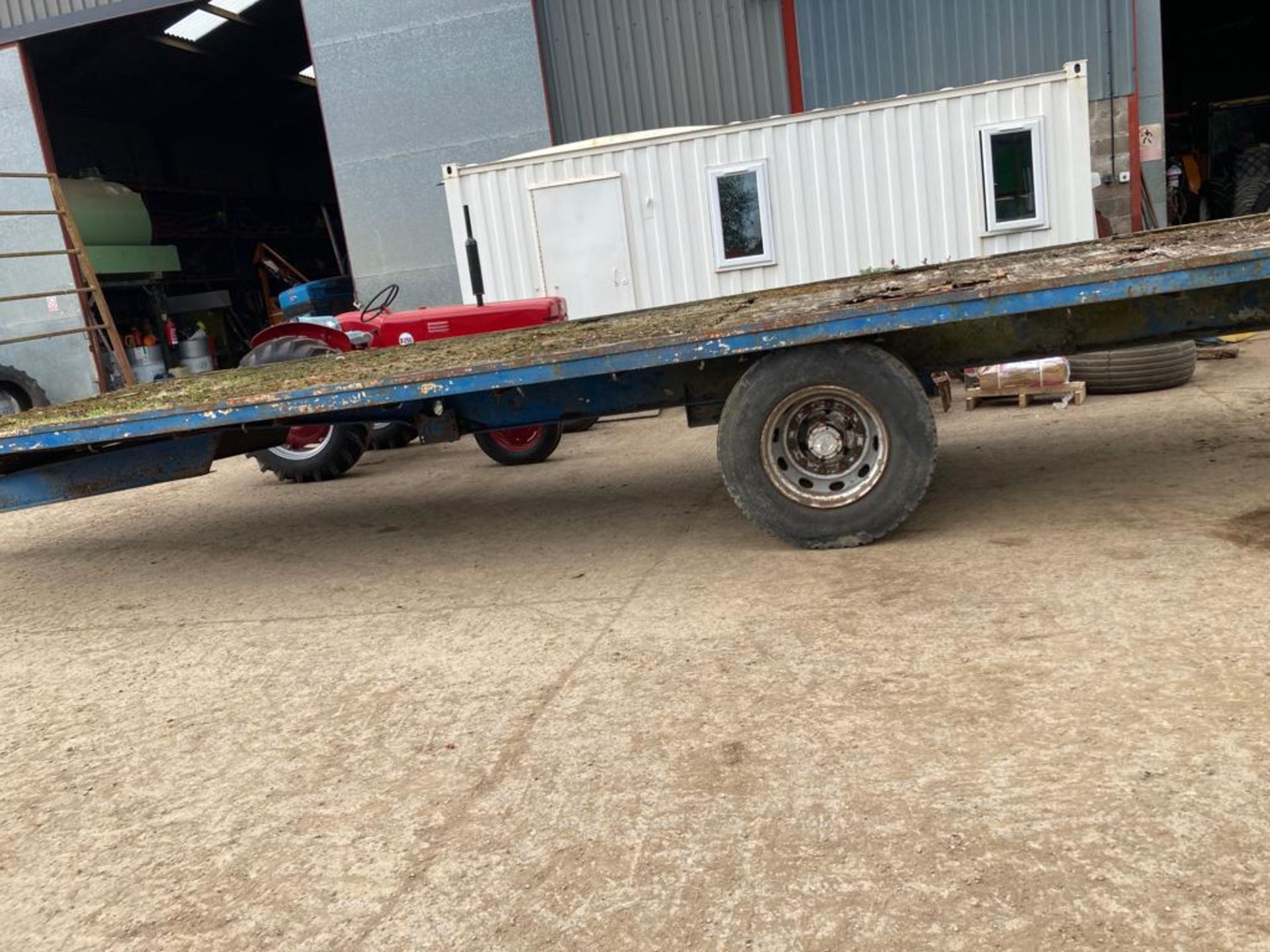 27FT BALE TRAILER - Image 7 of 13