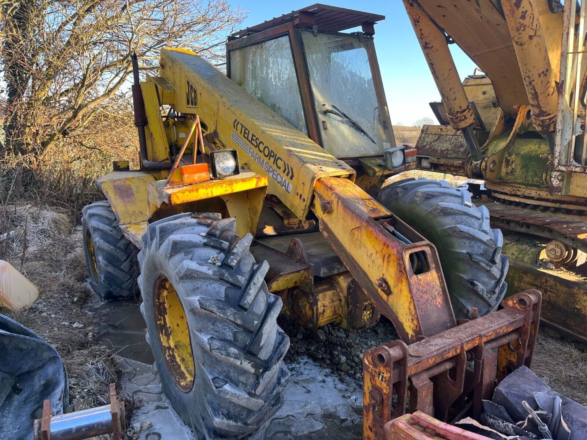 JCB LOADALL 520-4 - 4 WHEEL - Image 3 of 16