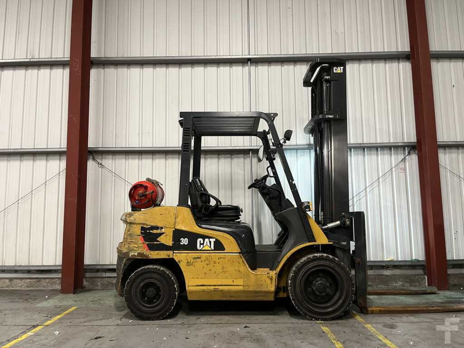 2016 LPG FORKLIFTS CAT LIFT TRUCKS GP30NT - Image 5 of 6