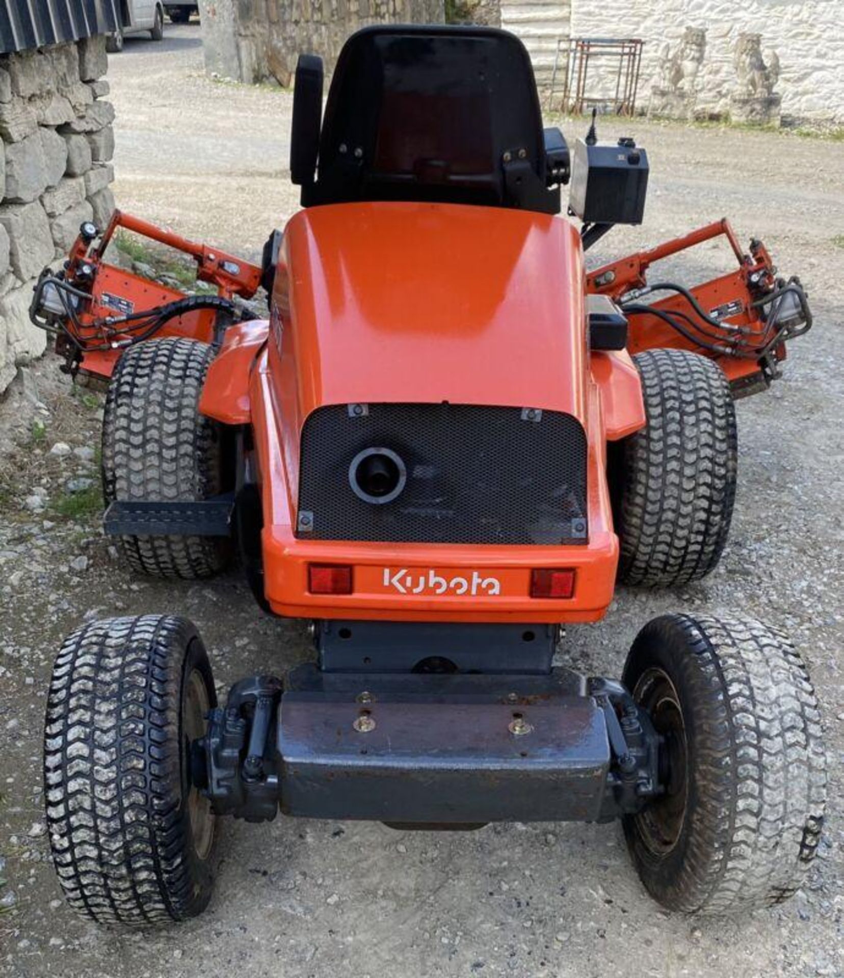 KUBOTA AM3300: DIESEL GARDEN TRACTOR GRASS CUTTER - Bild 5 aus 13