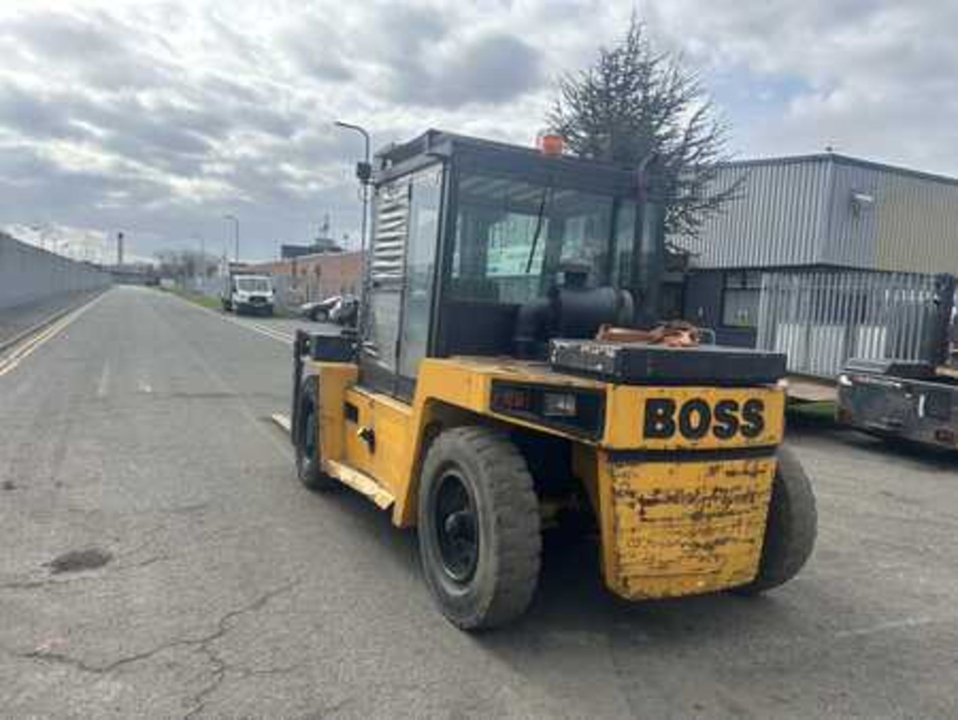 DIESEL FORKLIFTS BOSS 390-4C3 - Image 6 of 6