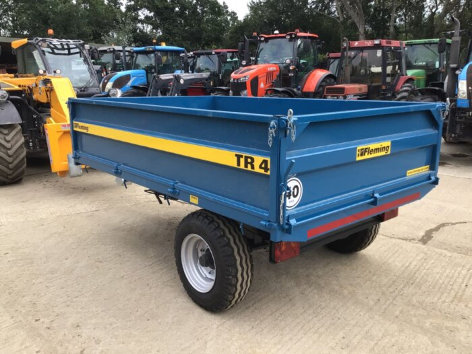 FLEMING TR4 4 TON TIPPING TRAILER - Image 8 of 8