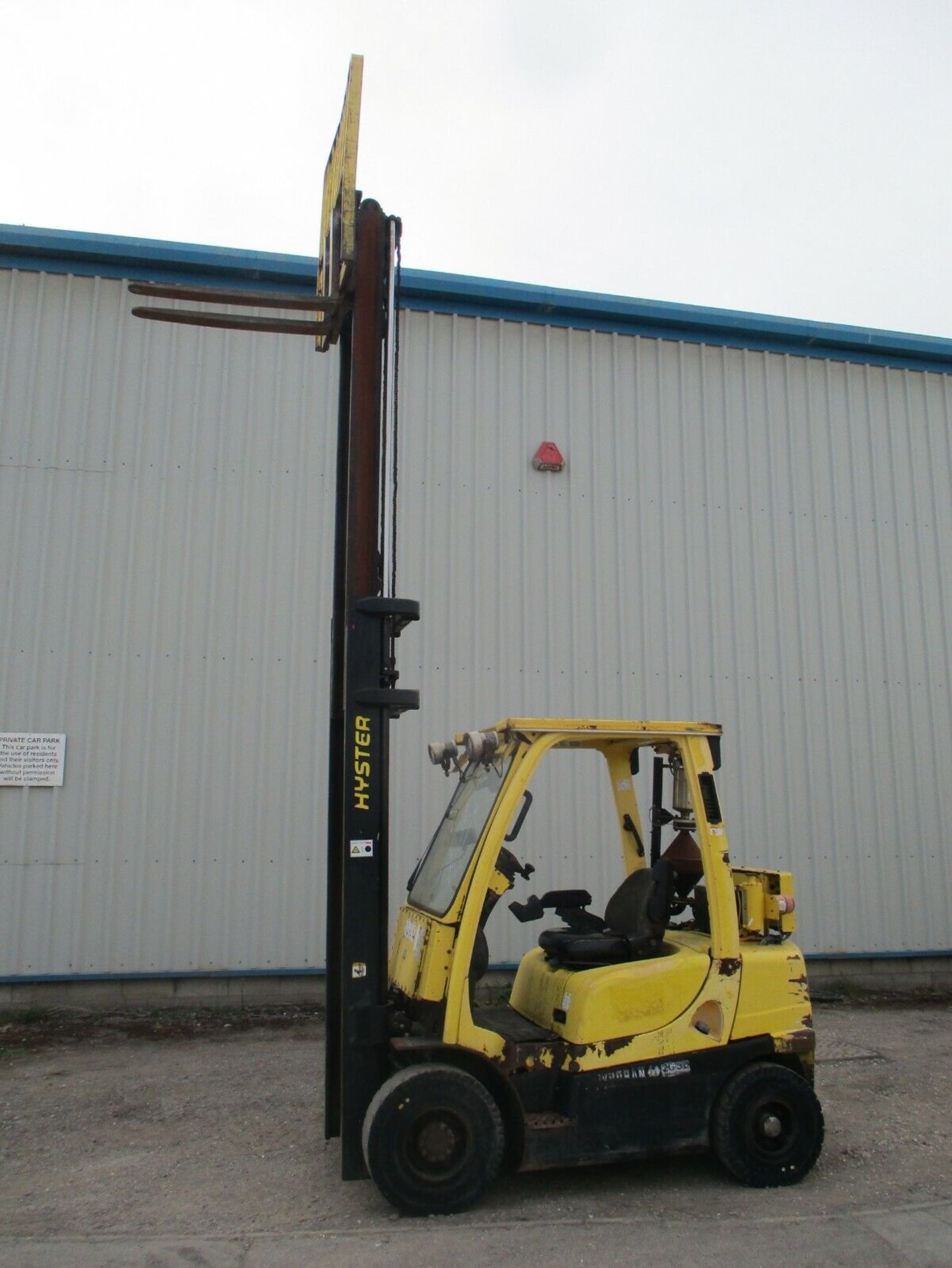 HYSTER H2.5FT FORKLIFT. 2.5 TON LIFT - Image 7 of 10