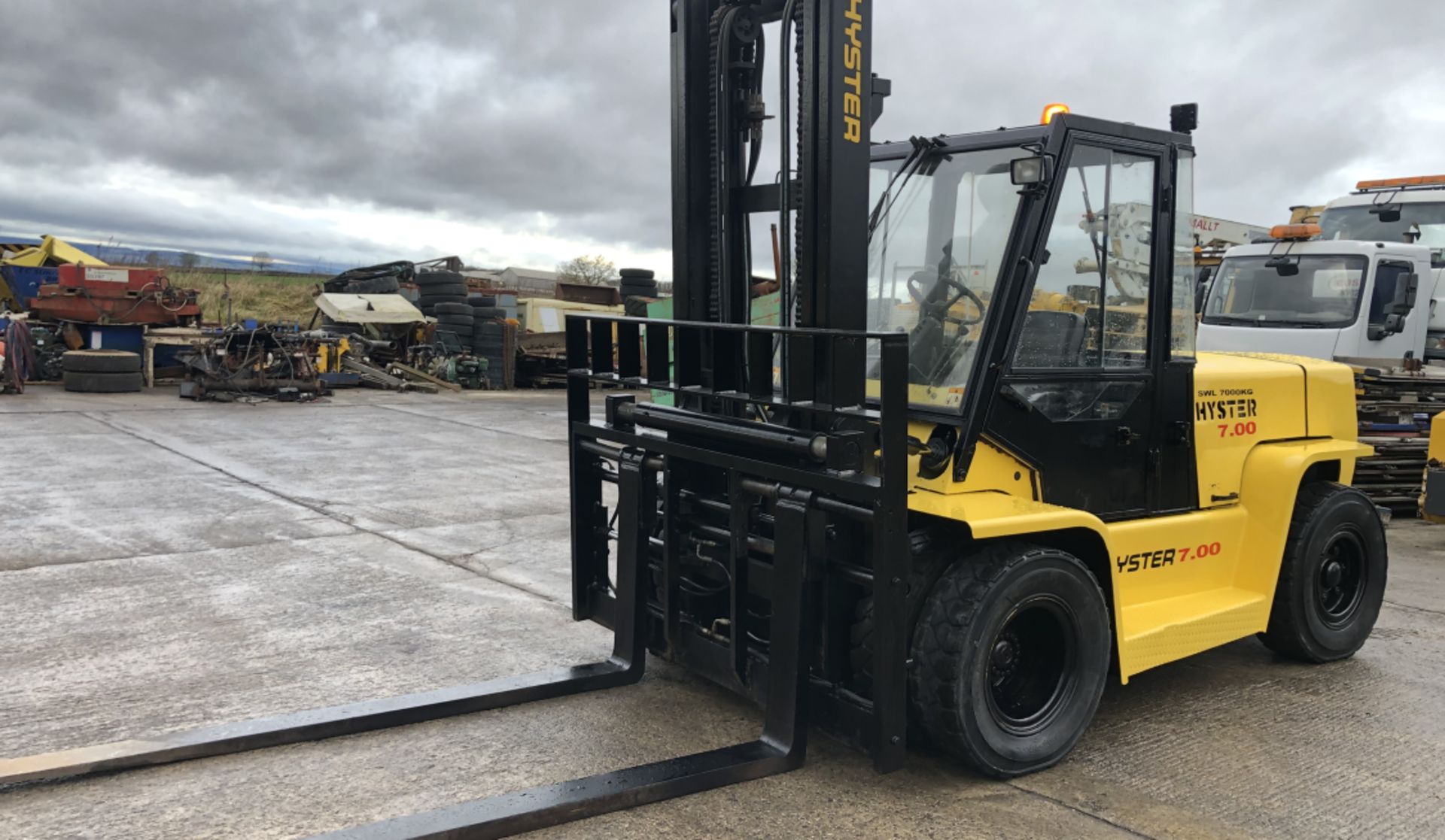 HYSTER H7.00 XL ,7.5 TON DIESEL FORKLIFT - Image 2 of 12