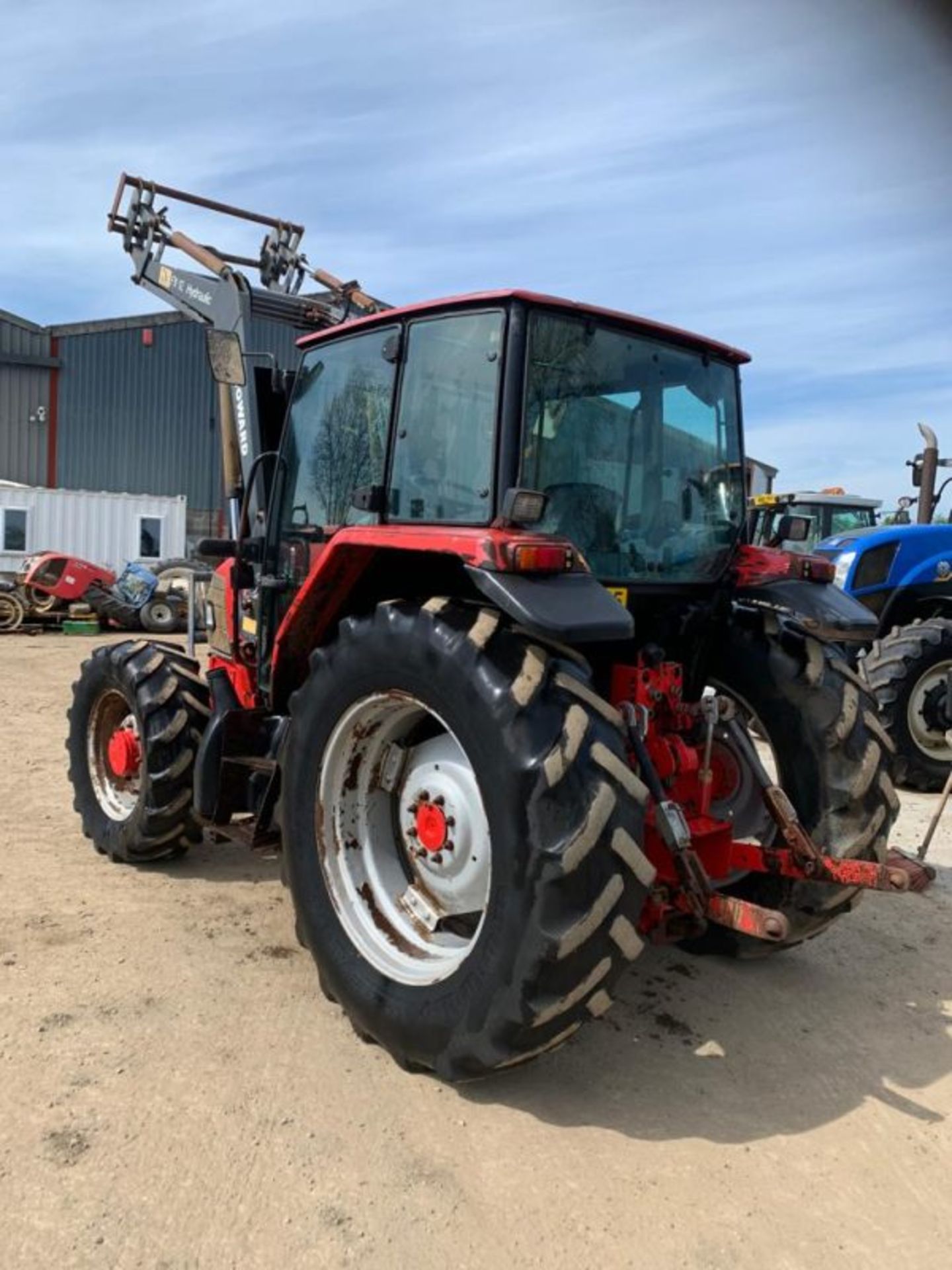 MCCORMICK CX85 TRACTOR - Image 3 of 9