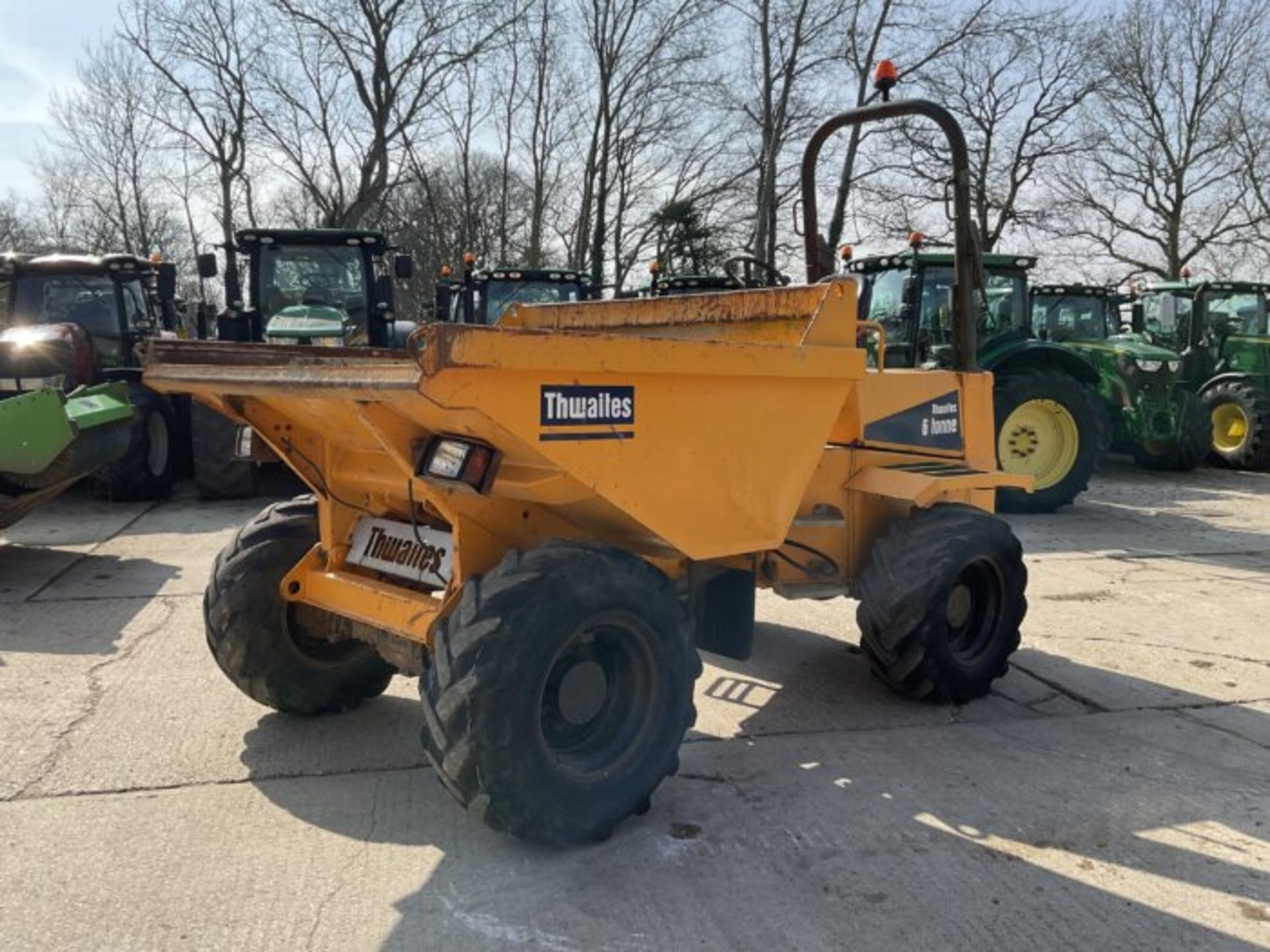 THWAITES MACH 865. 6 TON DUMPER. 2377 HOURS YEAR 2014 - Image 8 of 9