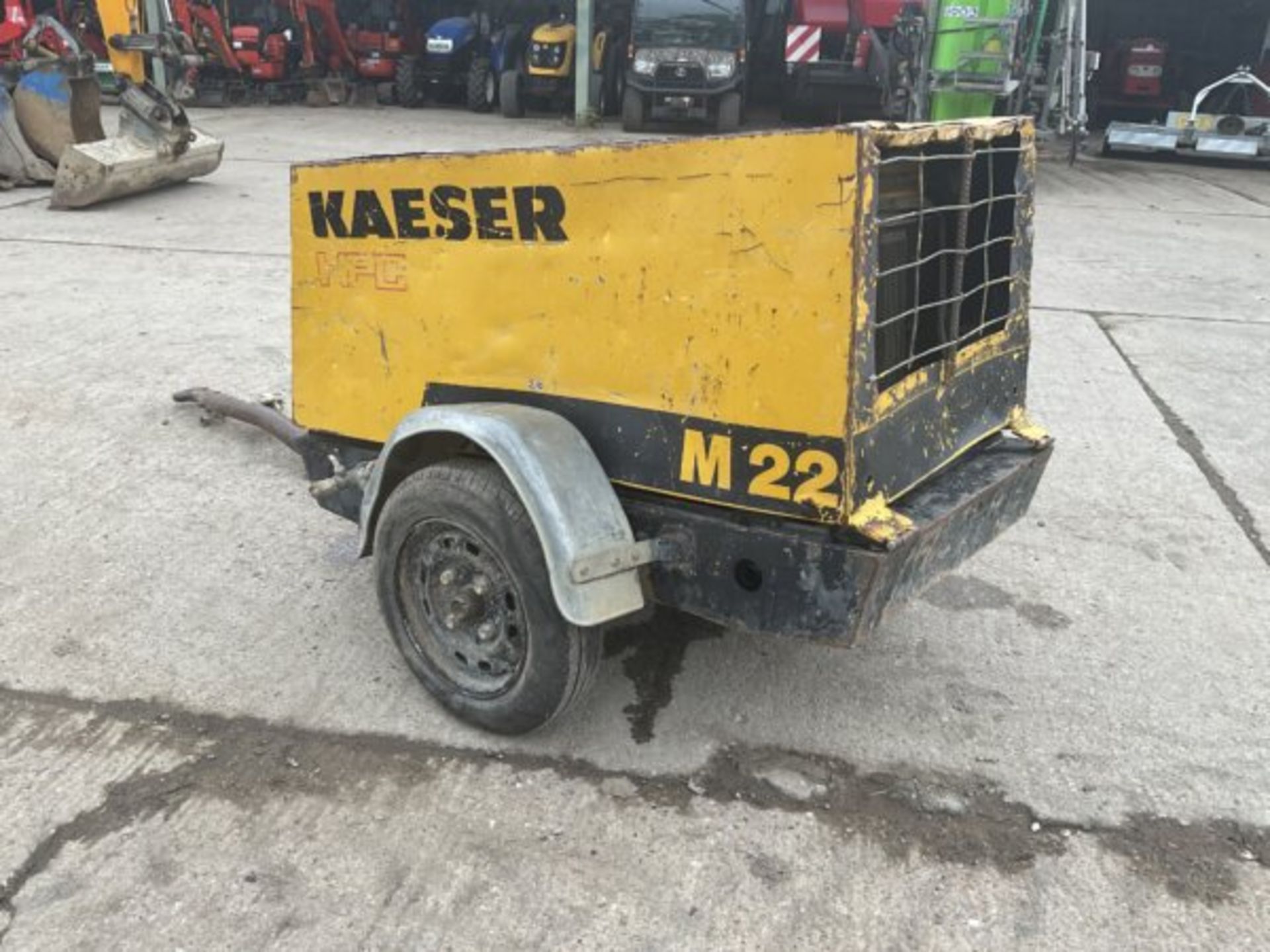 KAESER M22 COMPRESSOR. KUBOTA ENGINE. 2706 HOURS. YEAR 1998