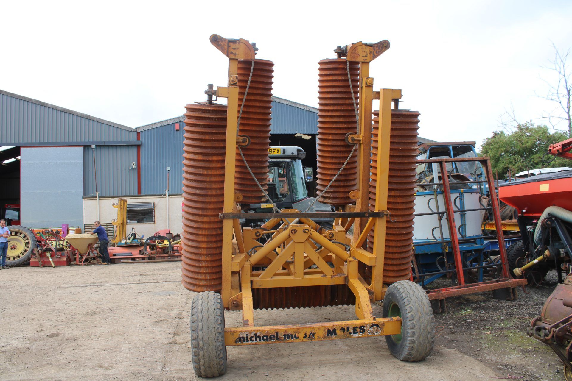 MICHAEL MOORE 8.2M FOLDING CAMBRIDGE ROLLERS - Image 3 of 6