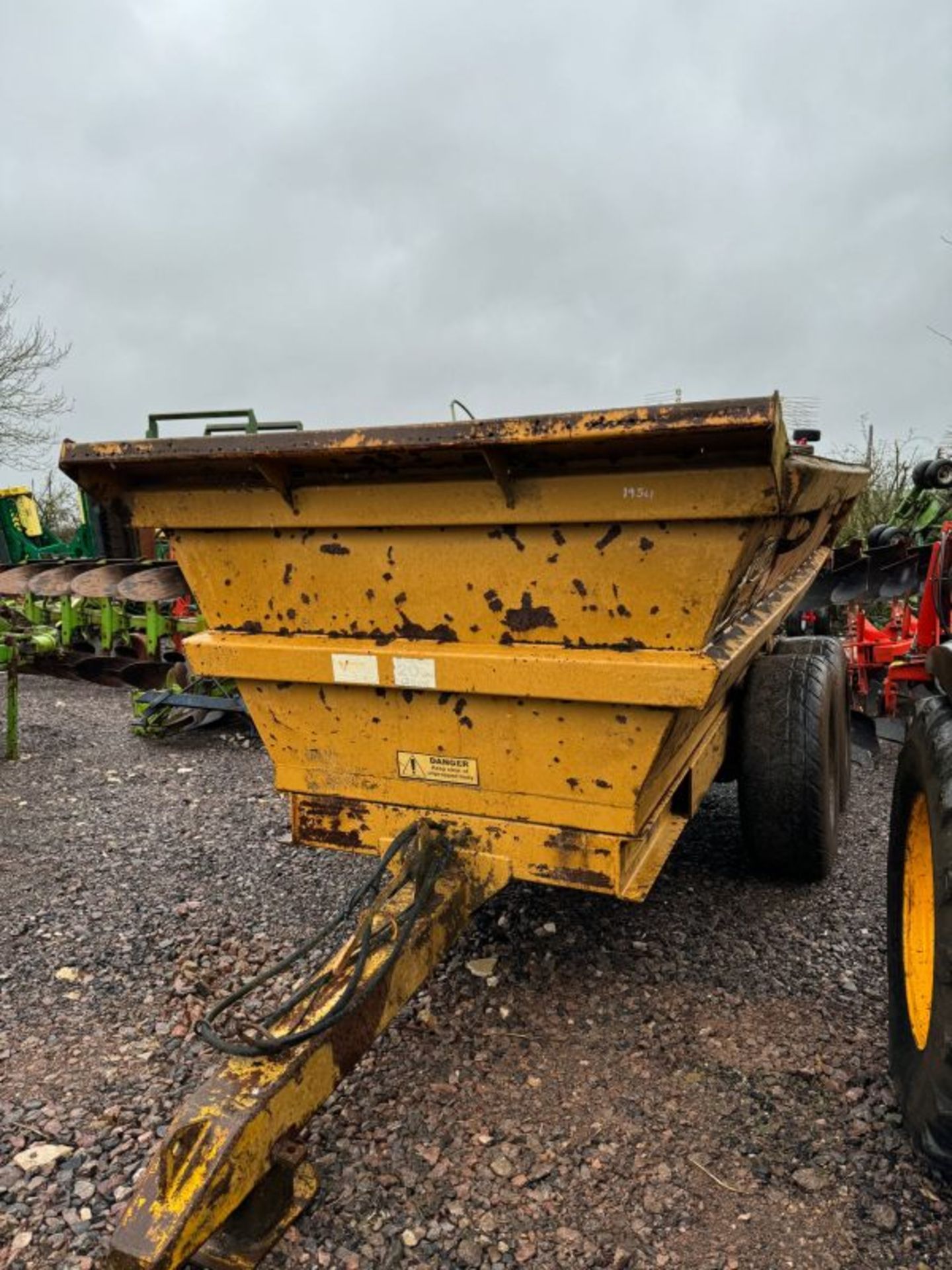 THOMPSON TD60 DUMP TRAILER - Image 3 of 8