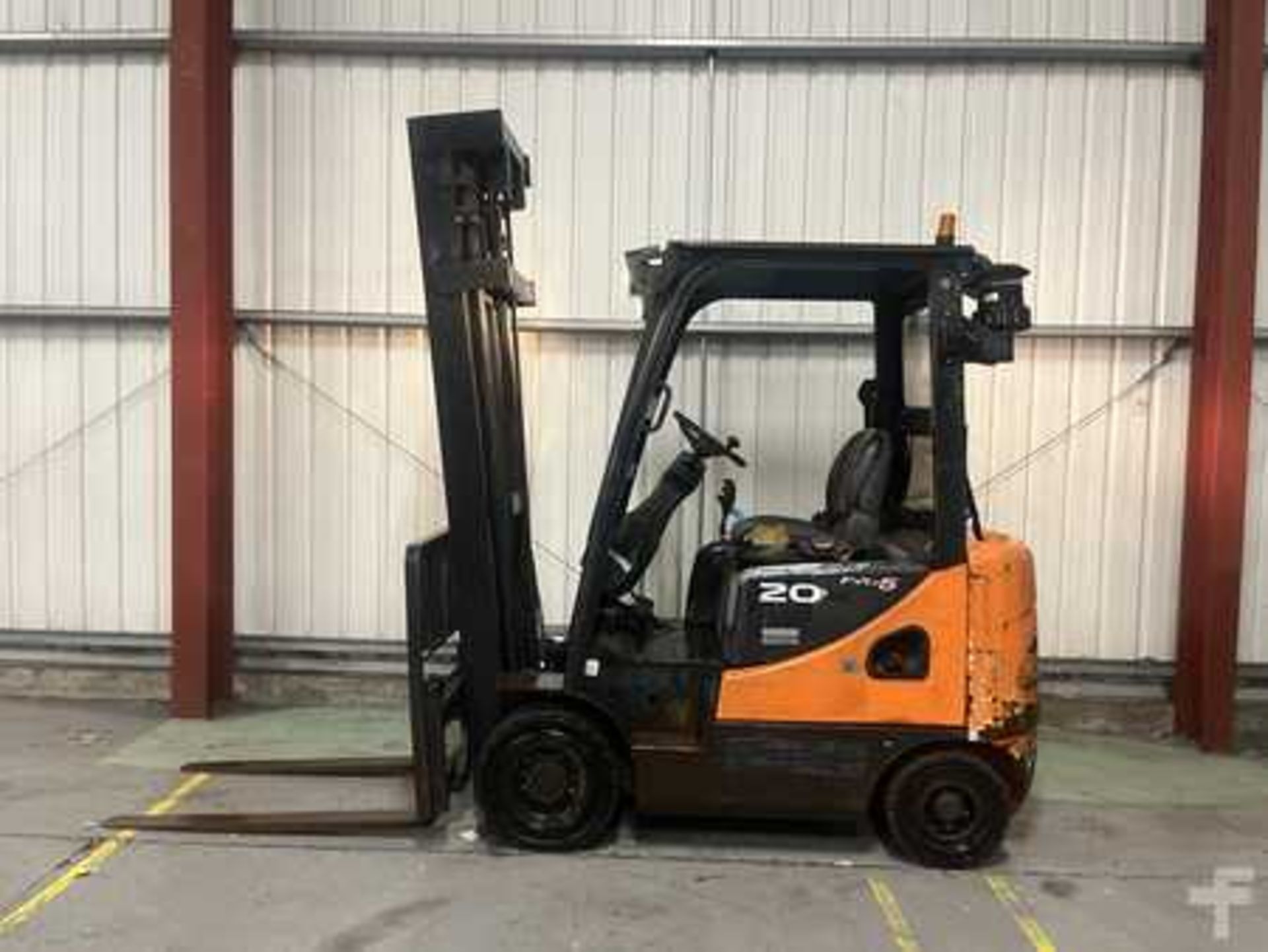 DIESEL FORKLIFTS DOOSAN D20SC-5