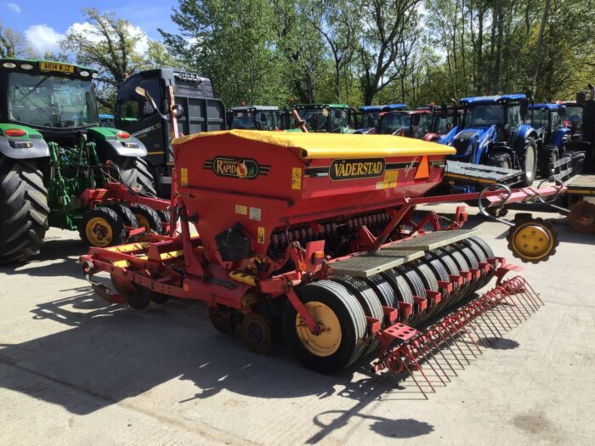 VADERSTAD SUPER RAPID 300S TRAILED DRILL - Image 12 of 14