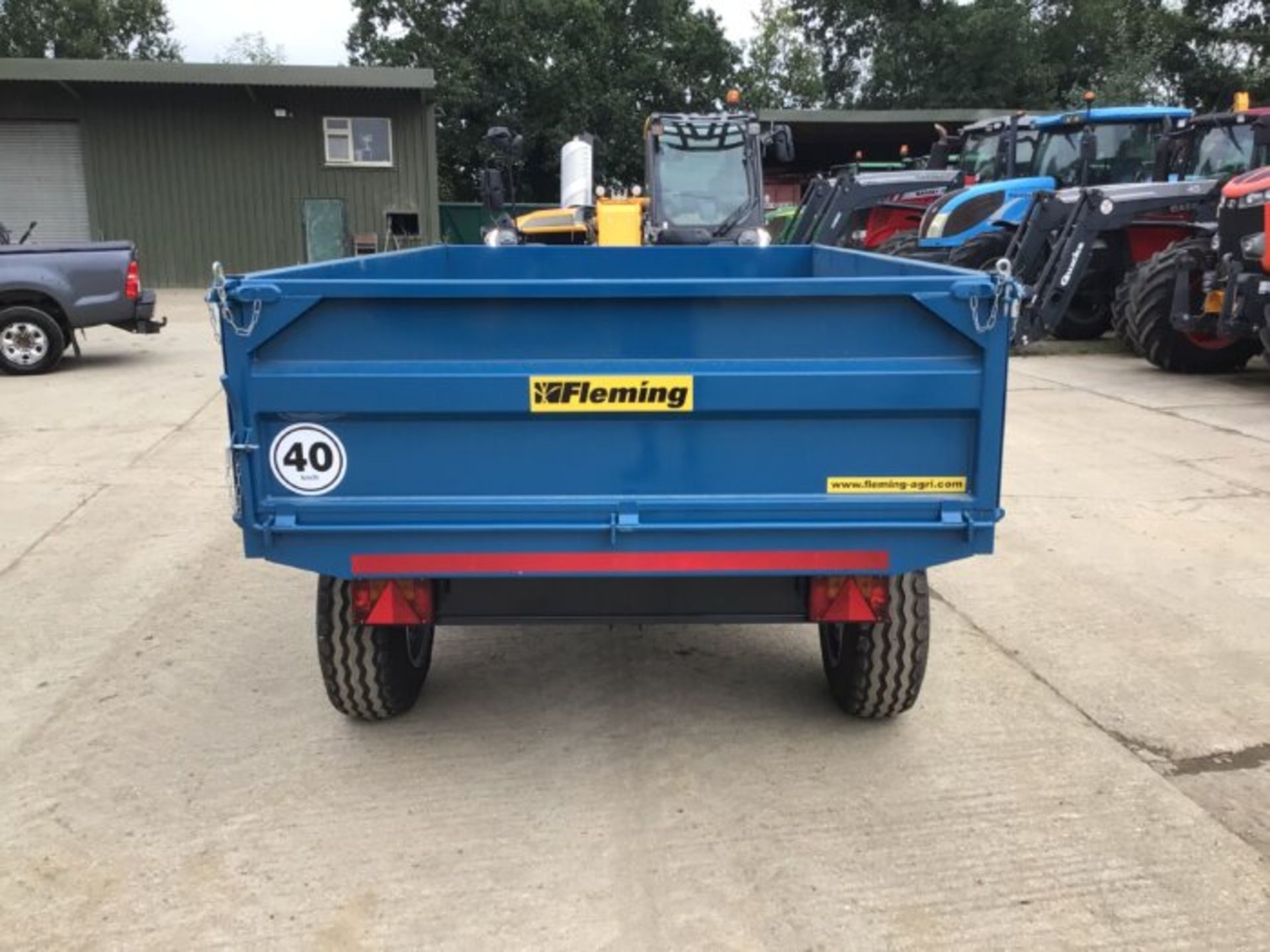 FLEMING TR4 4 TON TIPPING TRAILER - Image 2 of 8