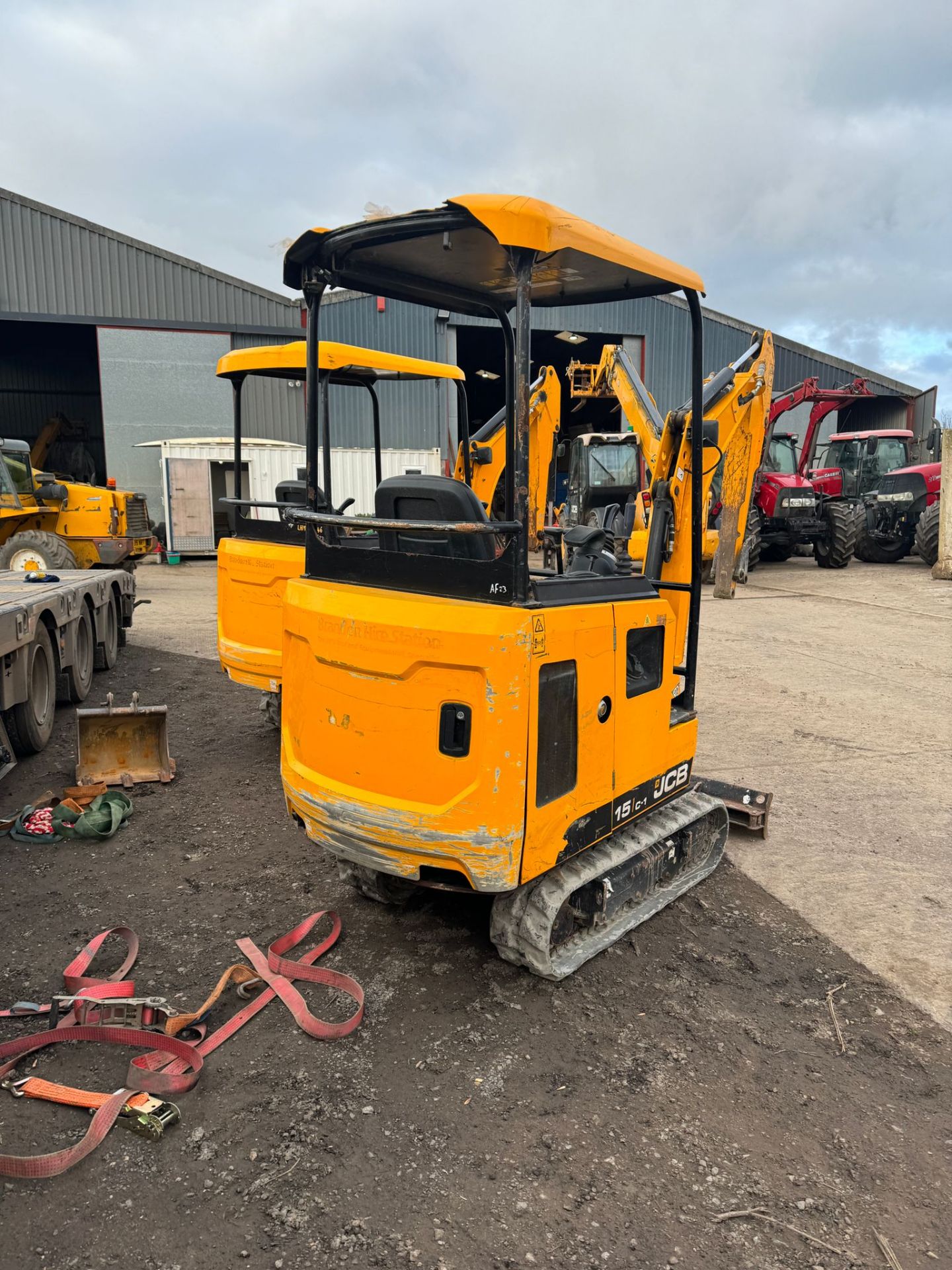 JCB 15C-1 MINI DIGGER. - Image 11 of 15