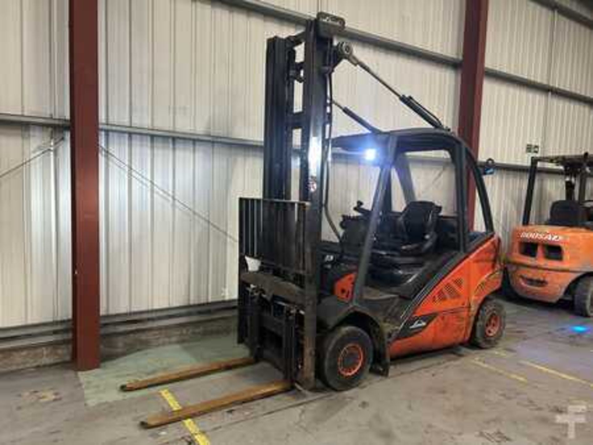 DIESEL FORKLIFTS LINDE H20D-02-600 - Image 2 of 6