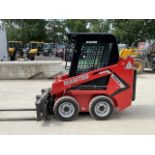 2021 MANITOU 850R SKID STEER WITH PALLET FORKS, DUNG GRAB & BUCKET. REAR CAMERA.
