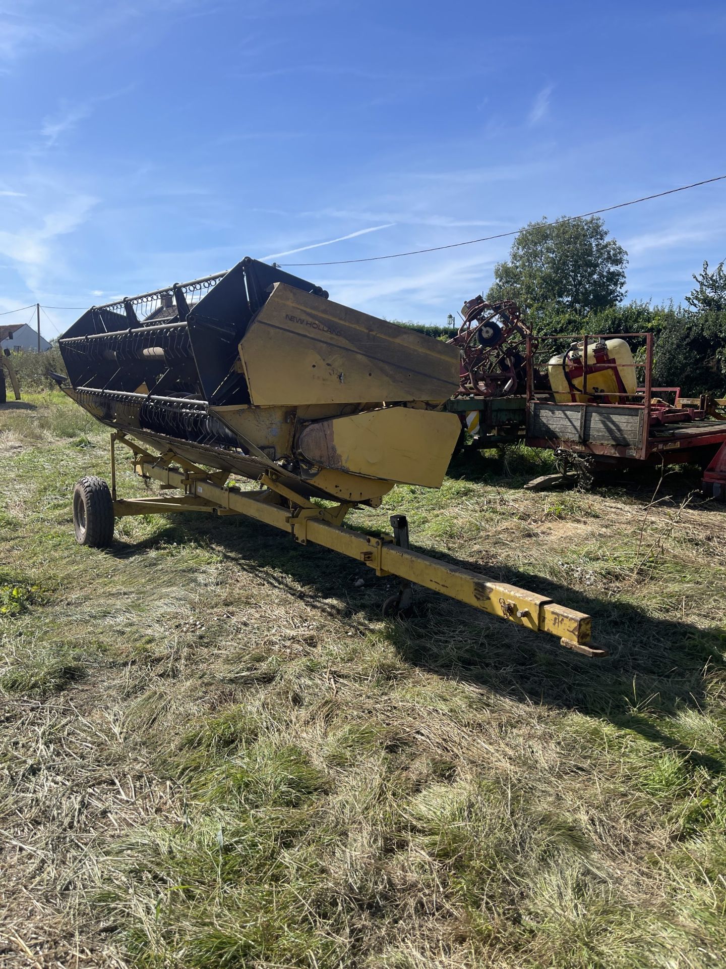 NEW HOLLAND TX32 COMBINE - Image 19 of 19