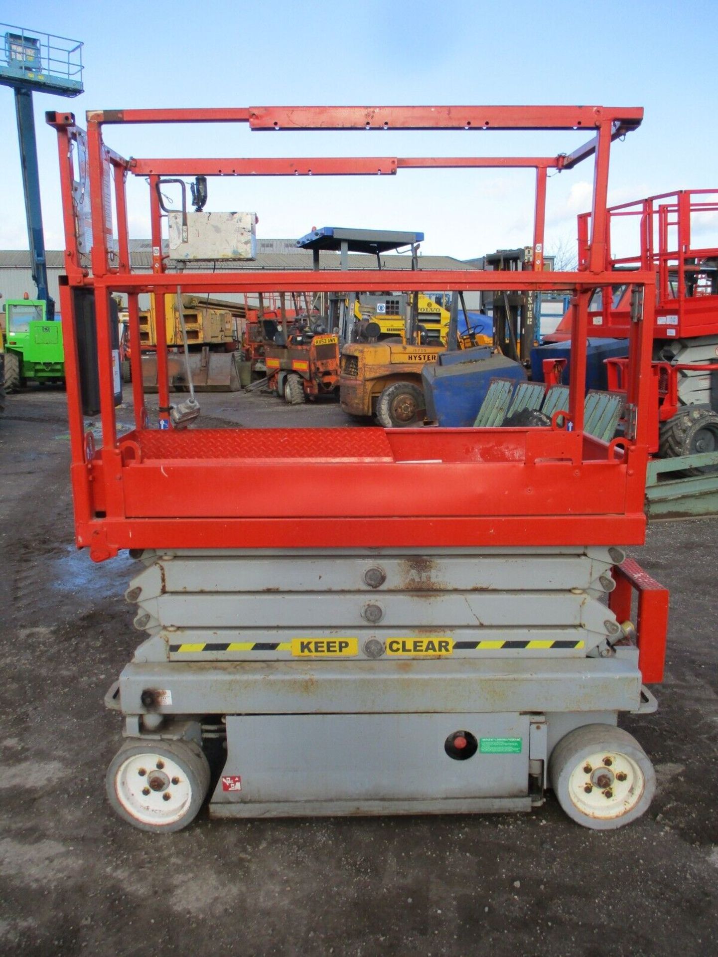 2012 SKYJACK SJ3219 CHERRY PICKER