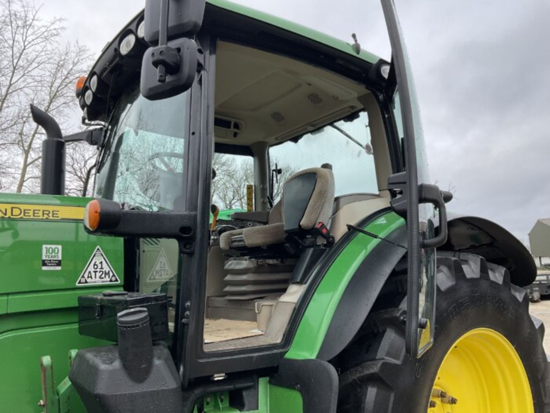 YEAR 2018 – 18 REG JOHN DEERE 6155R PREMIUM - Image 9 of 12