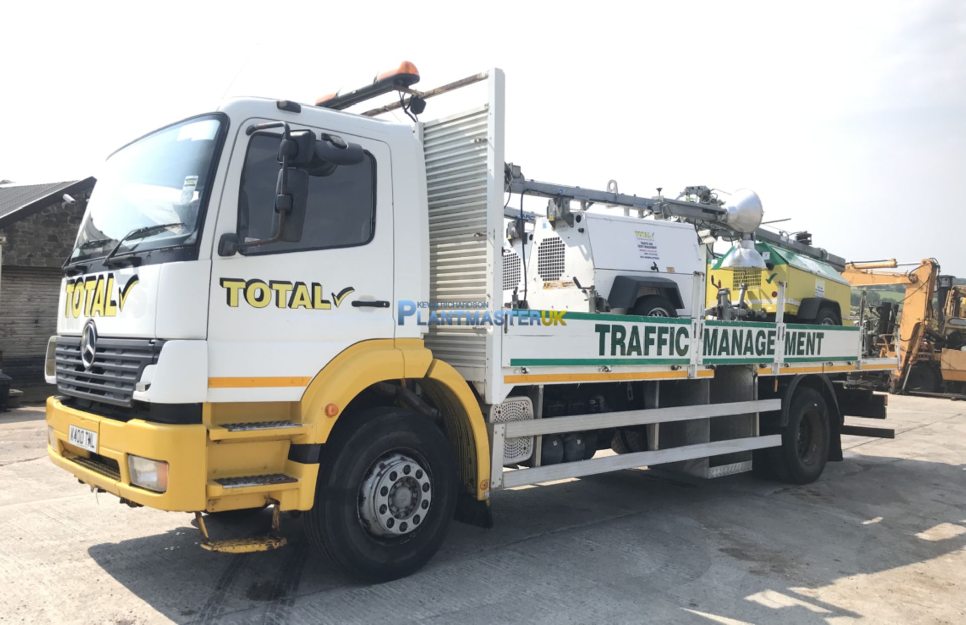 MERCEDES ATEGO 1823 DROPSIDE TRUCK