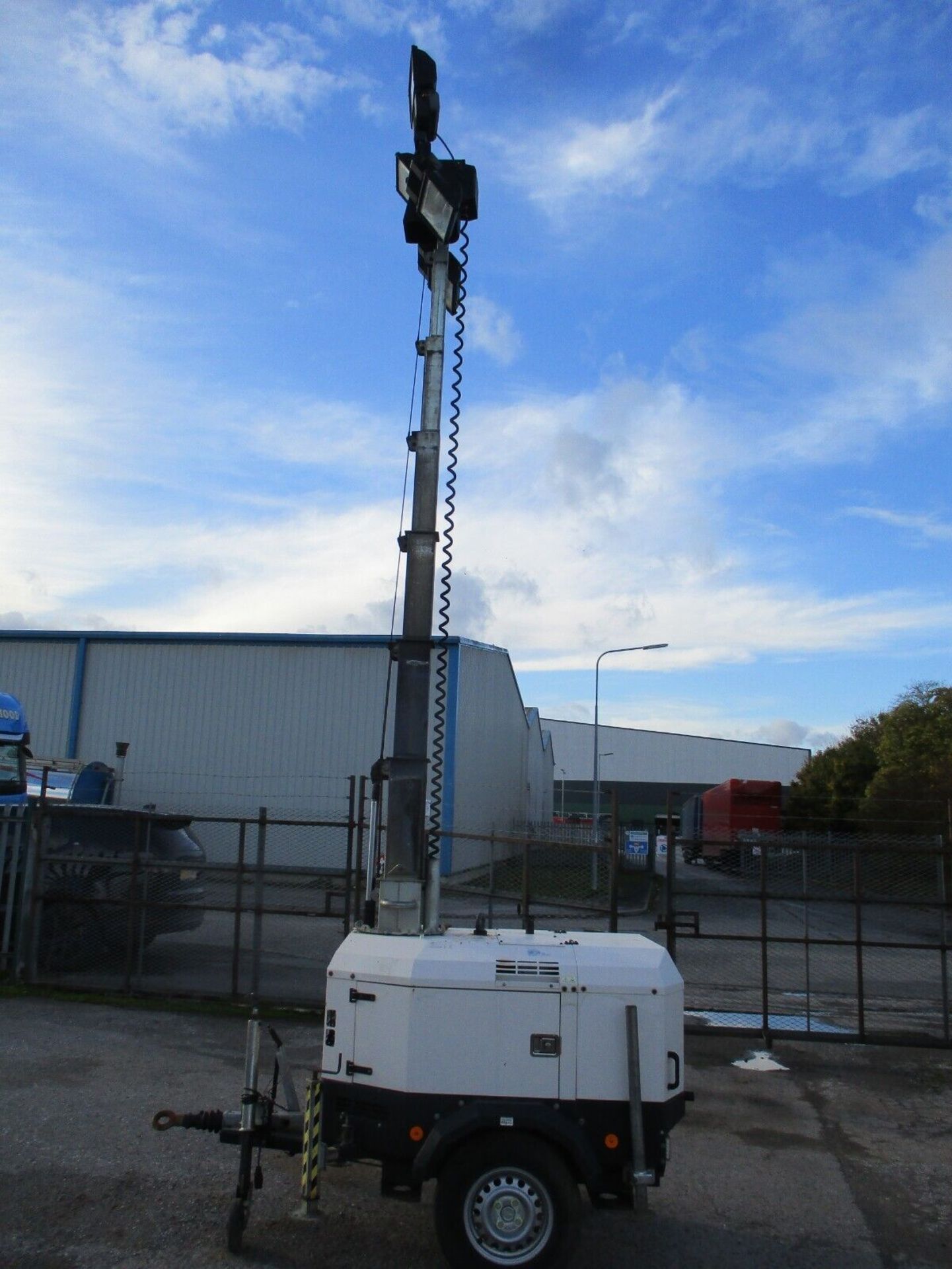 DIESEL GLOW: GENERAC VB9 LIGHTING TOWER, VINTAGE 2015 - Image 2 of 9