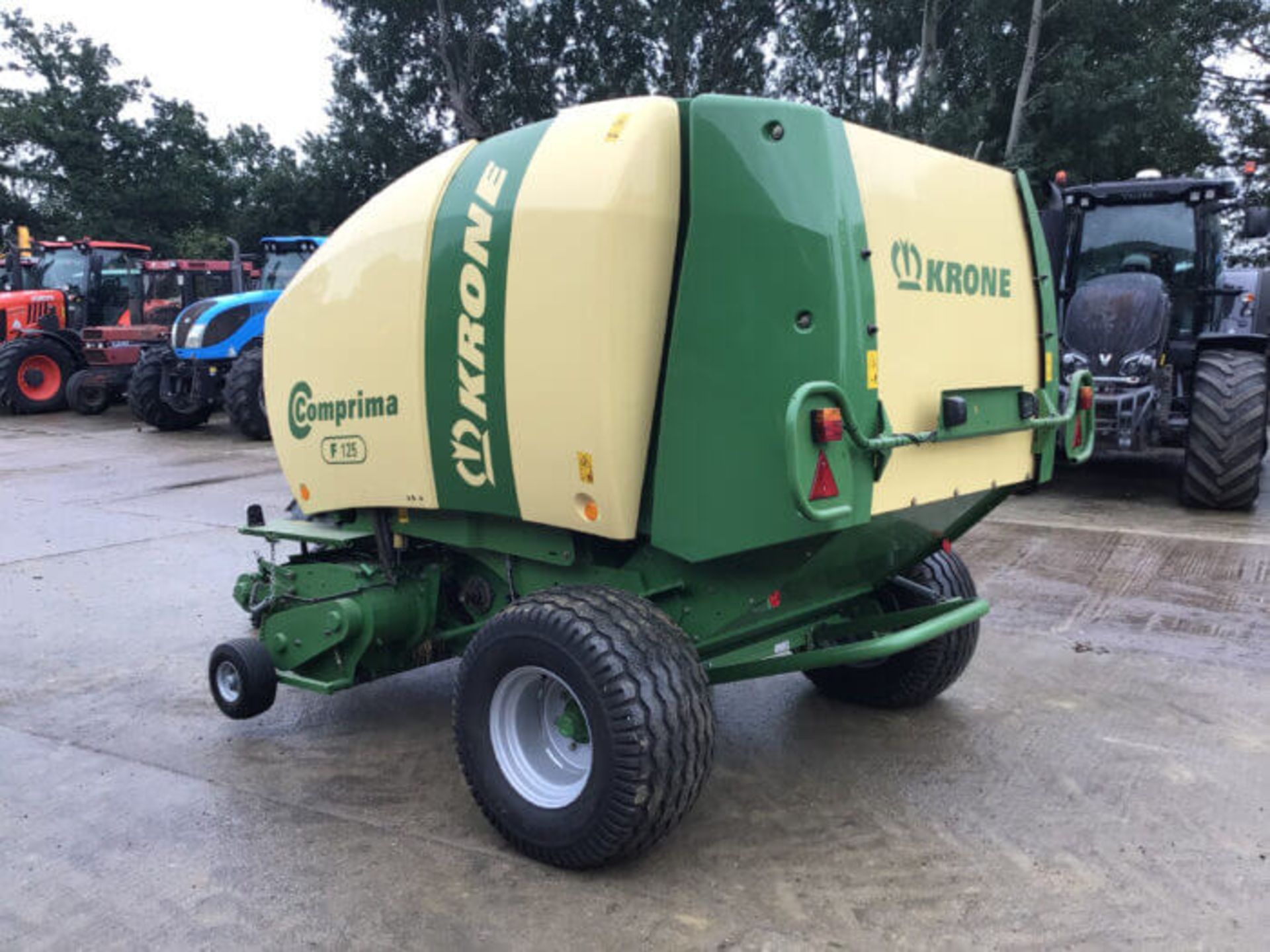 KRONE COMPRIMA F125 ROUND BALER - Image 4 of 8