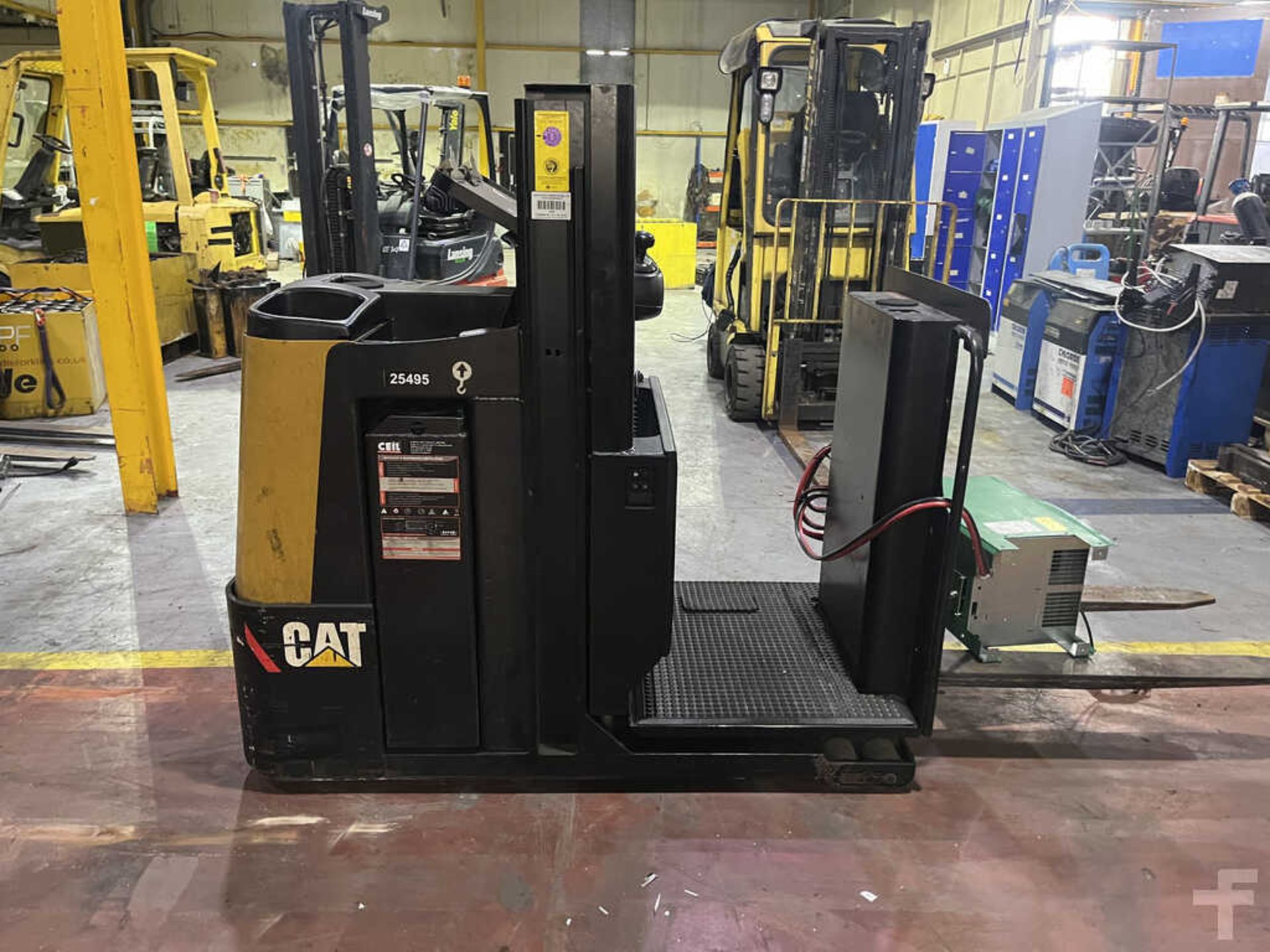 2014 CAT LIFT TRUCKS NOL10NF *CHARGER INCLUDED