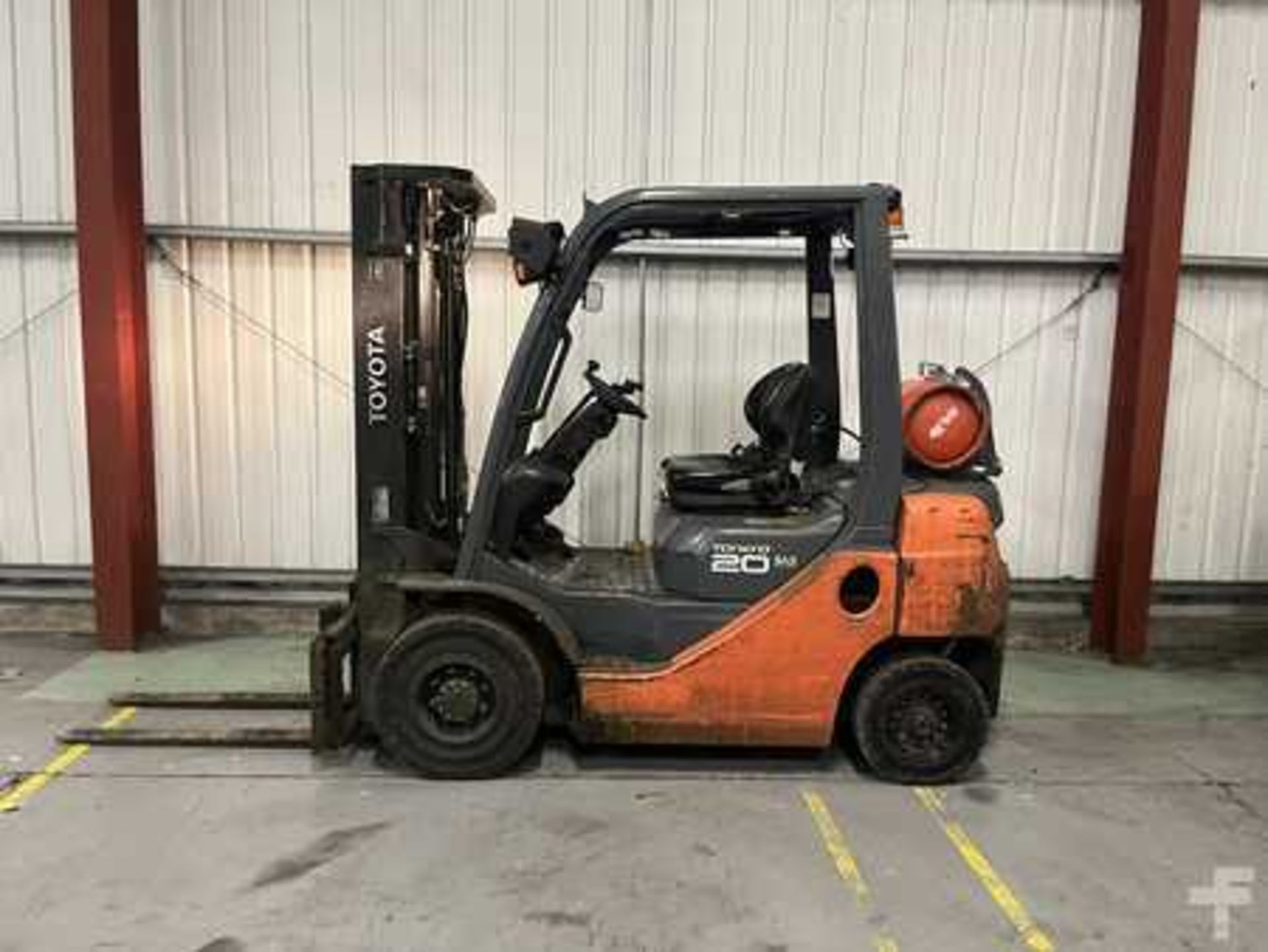 LPG FORKLIFTS TOYOTA 02-8FGF20