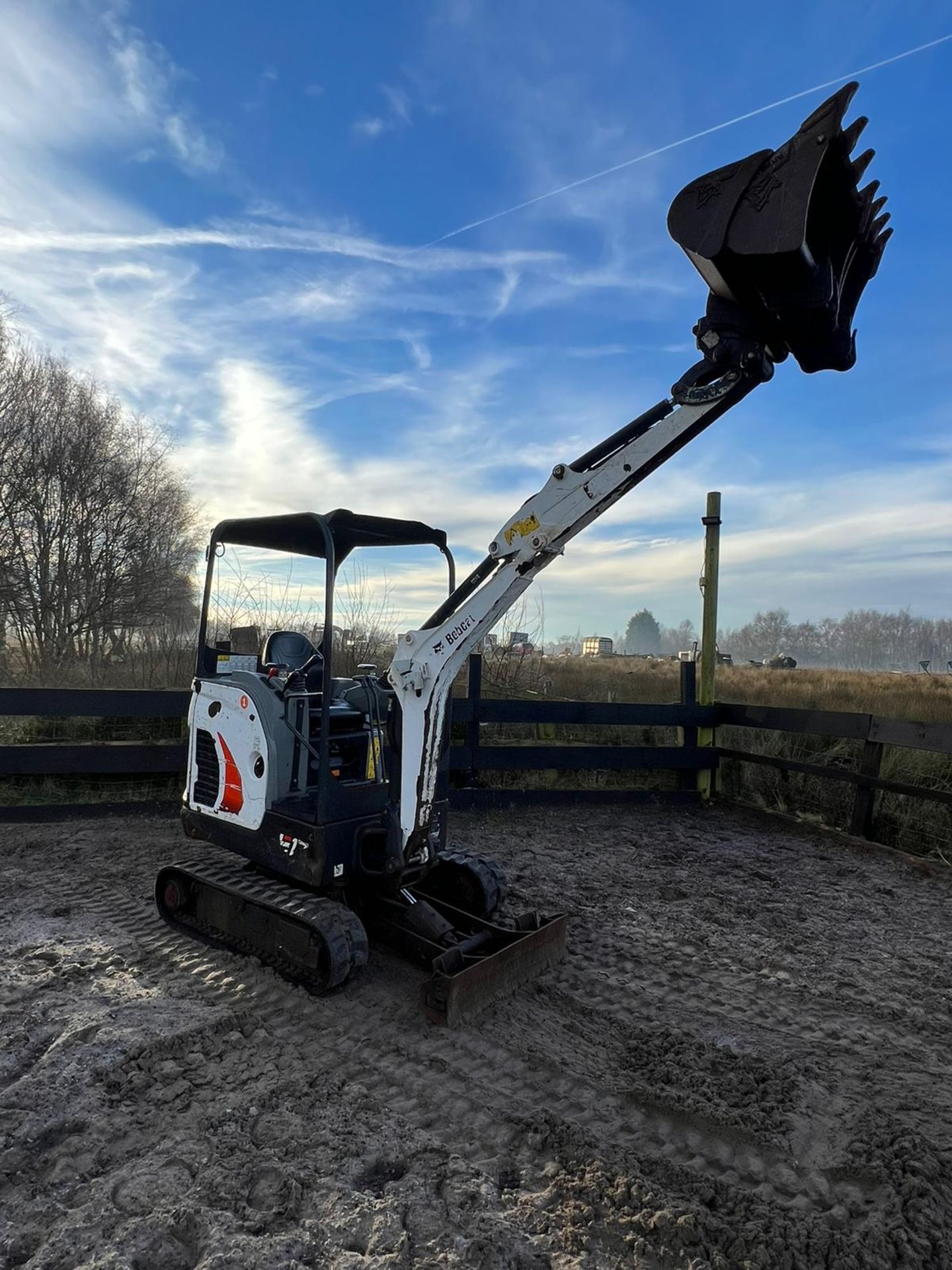 2021 BOBCAT E17 MINI DIGGER EXCAVATOR TRACK MACHINE 1.7 TON ! 3 BUCKETS - Image 5 of 20