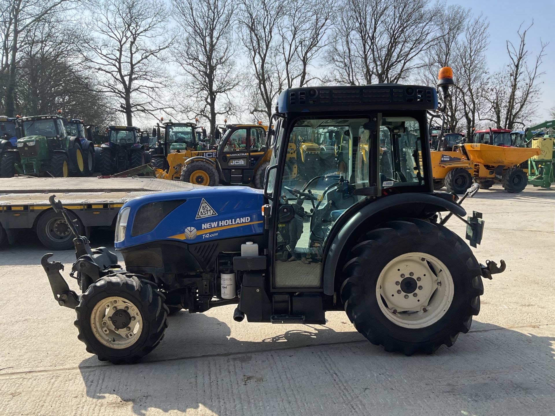 YEAR 2018 NEW HOLLAND T4.100 N