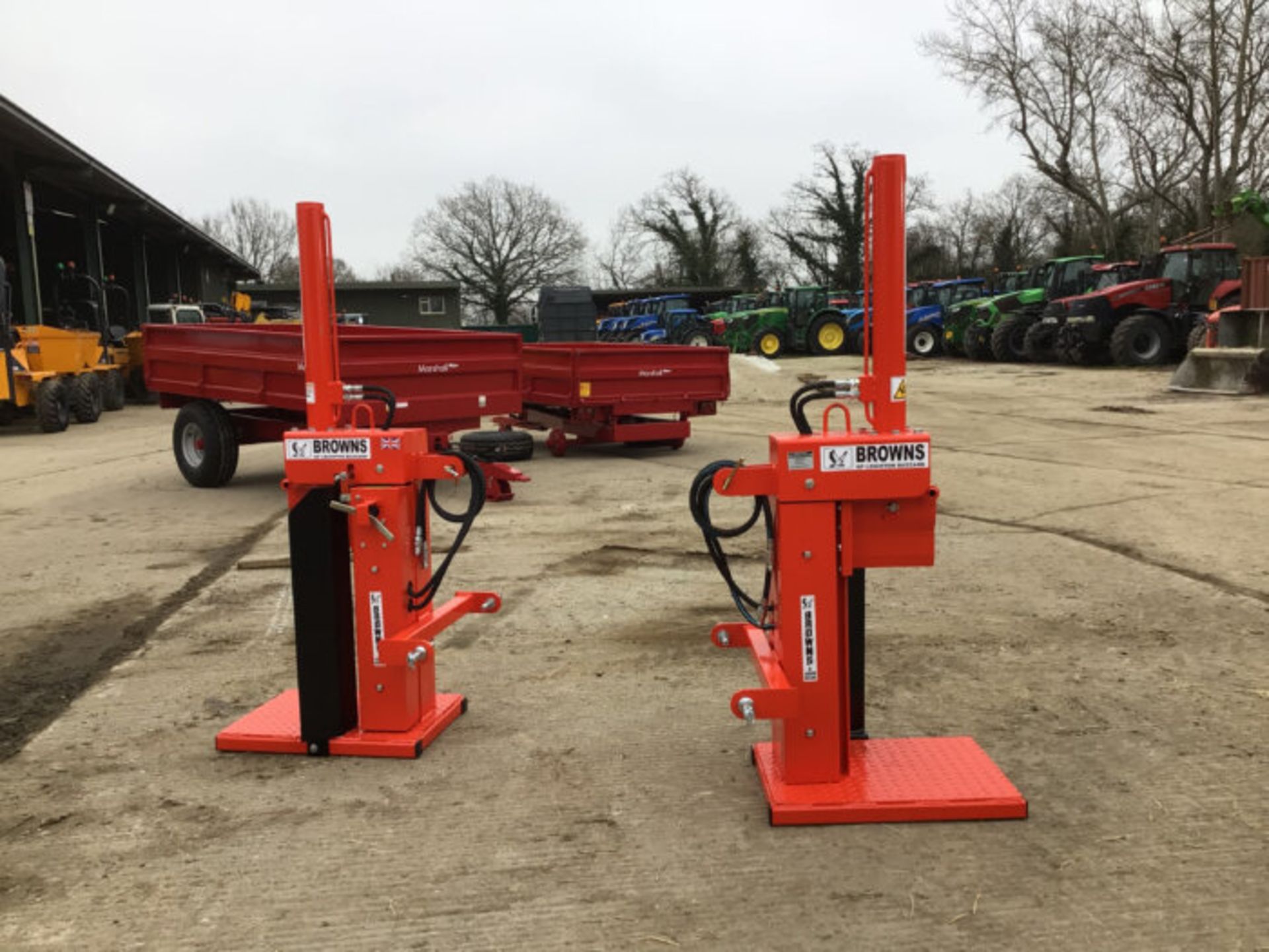 NEW BROWNS LOG SPLITTER. 3 POINT LINKAGE. - Image 6 of 9