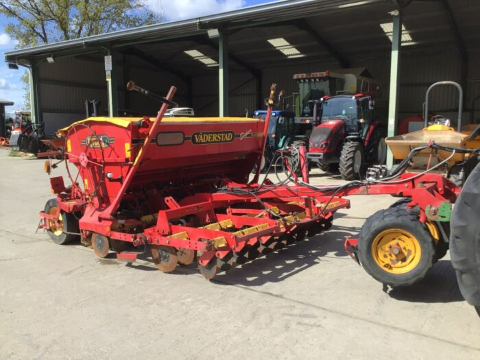 VADERSTAD SUPER RAPID 300S TRAILED DRILL