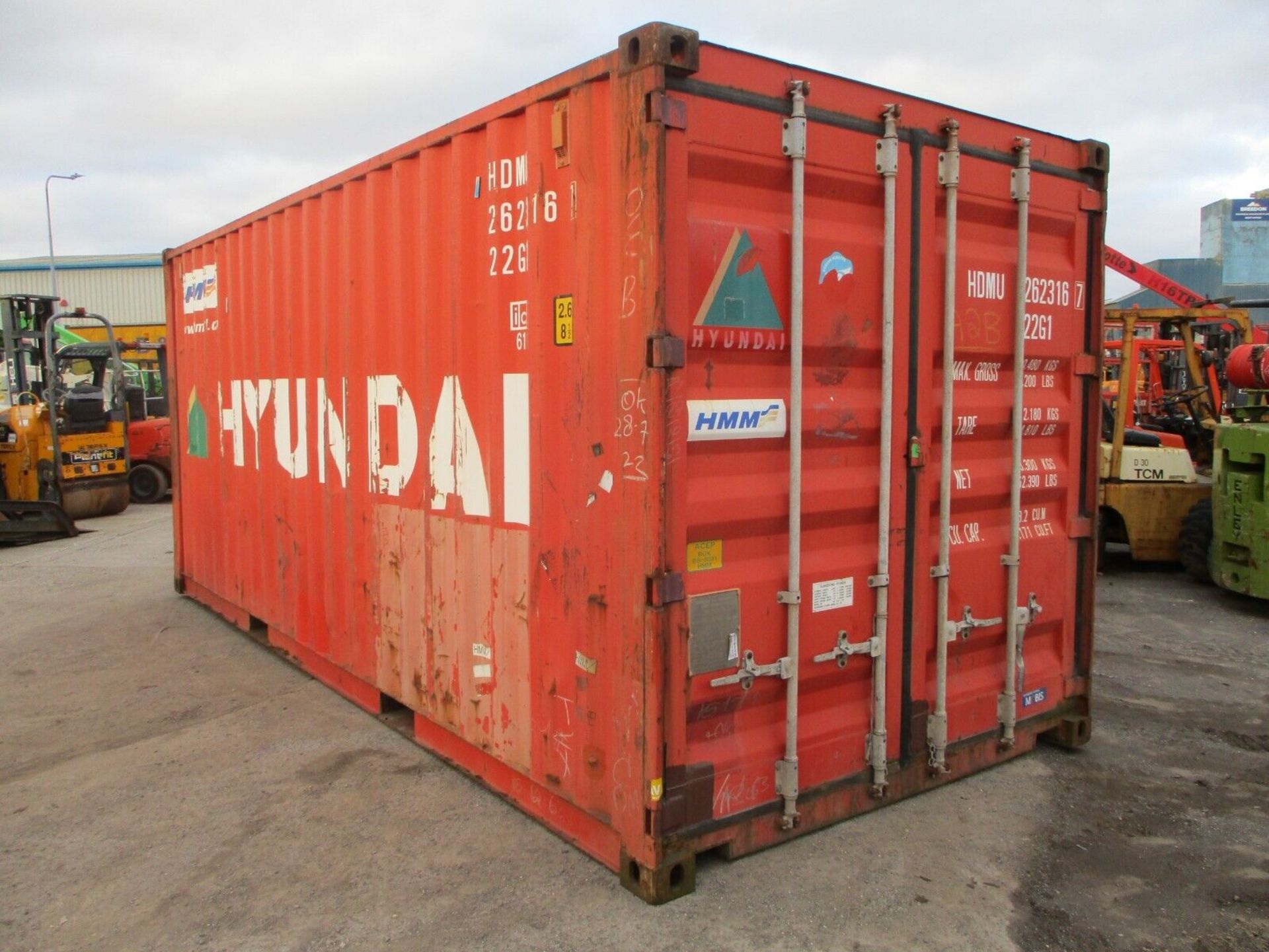 20 FEET LONG X 8 FEET WIDE SHIPPING CONTAINER - Image 13 of 13
