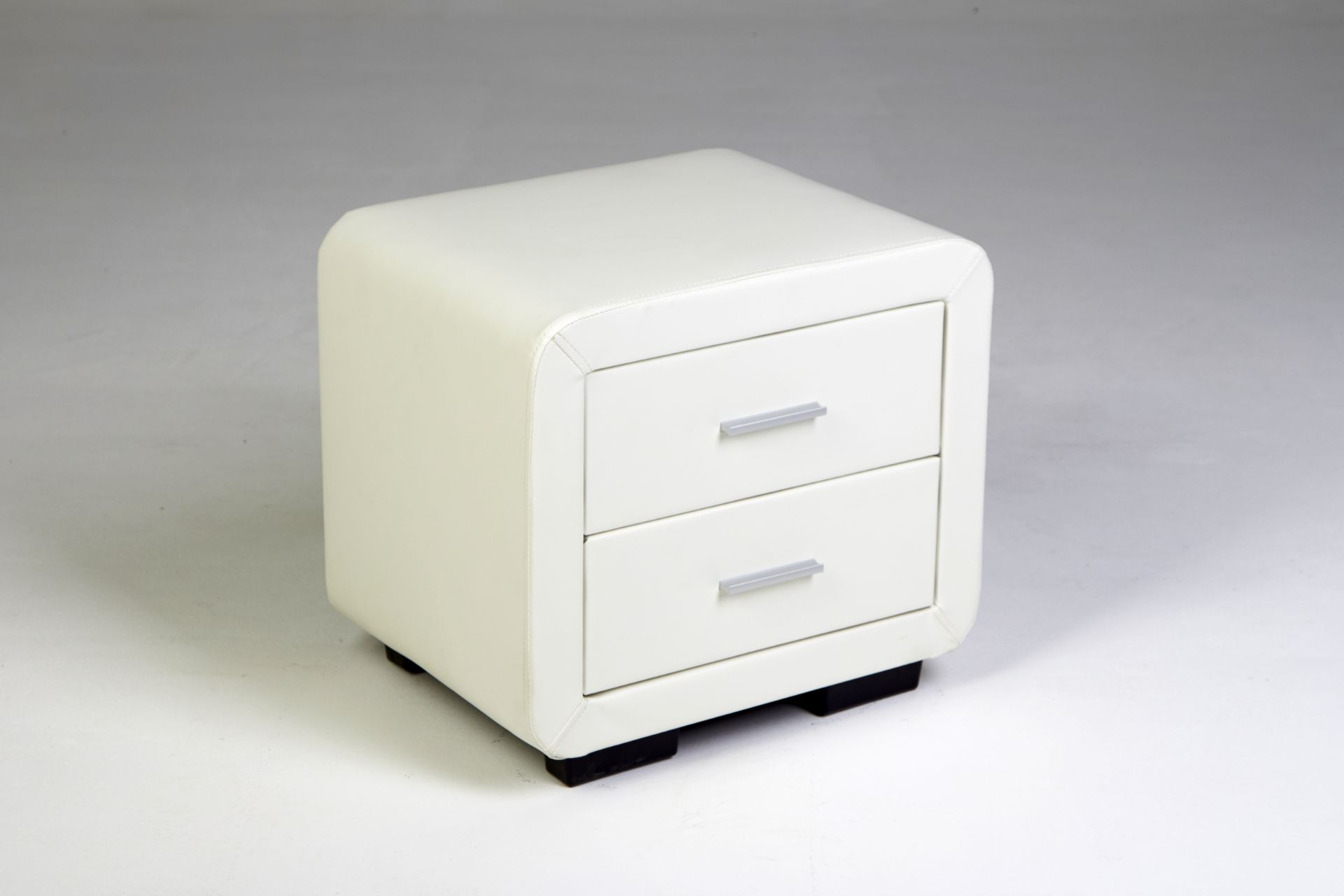 WHITE LEATHER 2 DRAWER BEDSIDE