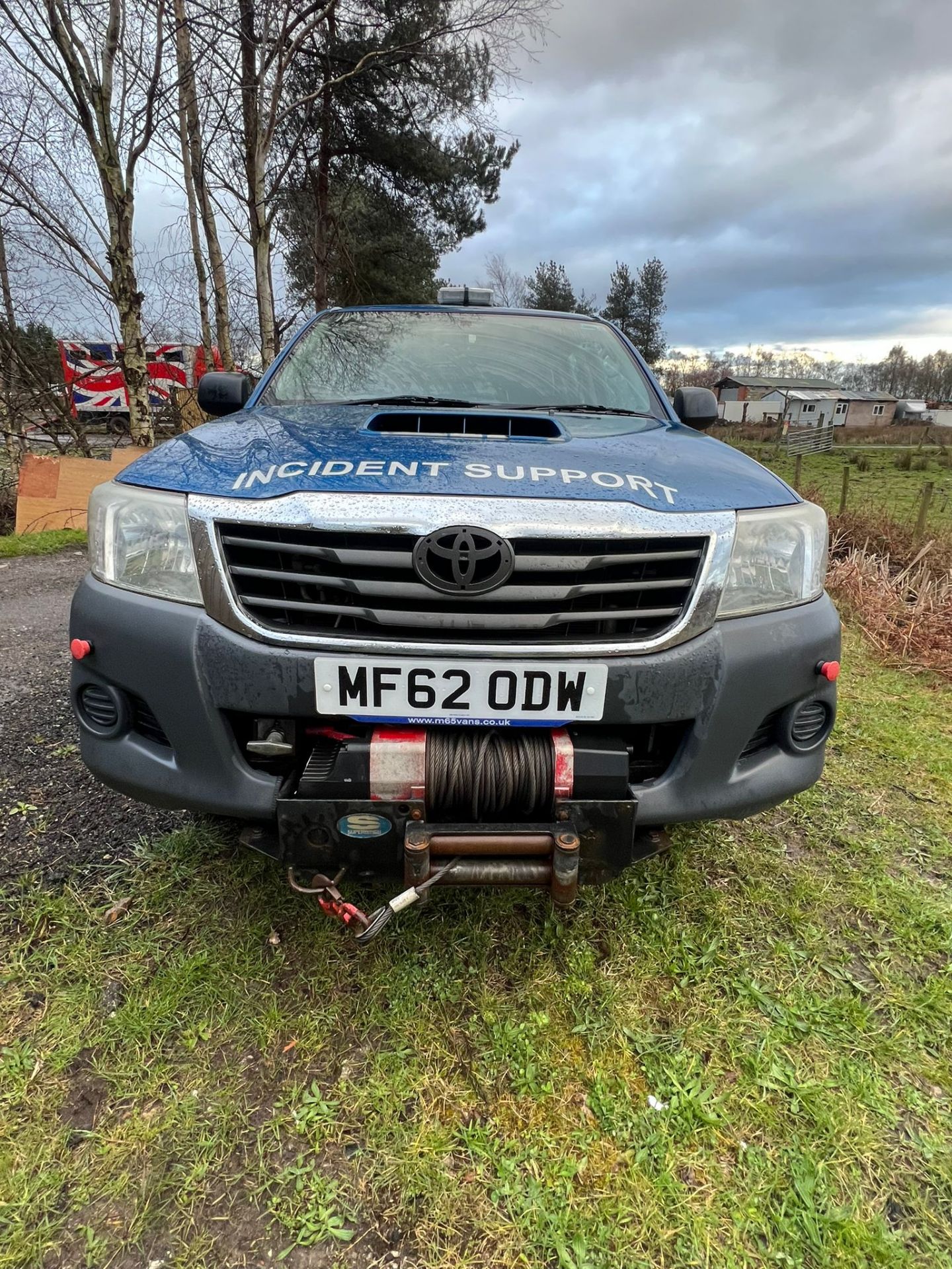 TOYOTA HILUX 91K MILES READY TO DRIVE AWAY - Image 6 of 13