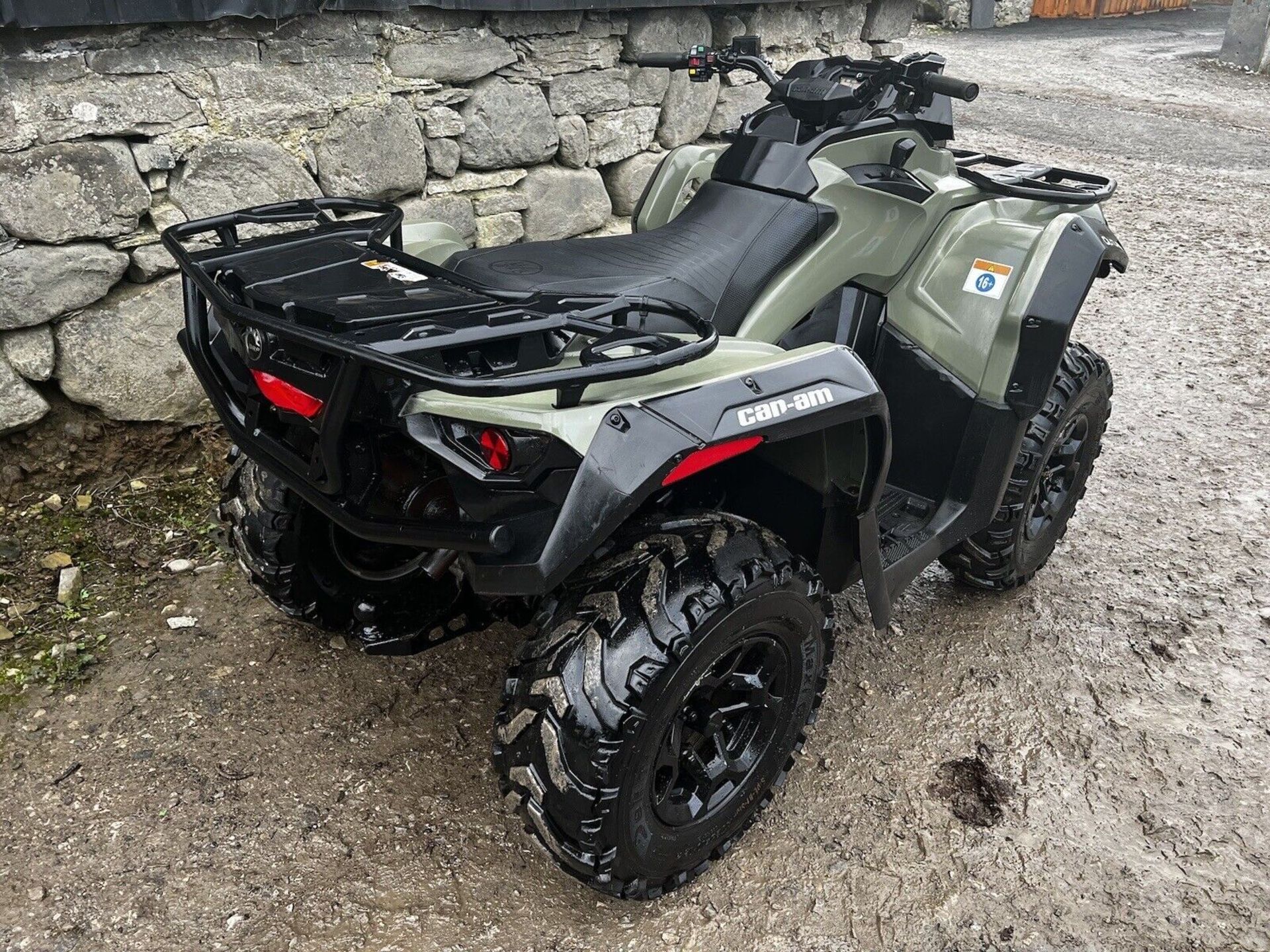 CAN-AM OUTLANDER 570 PRO QUAD